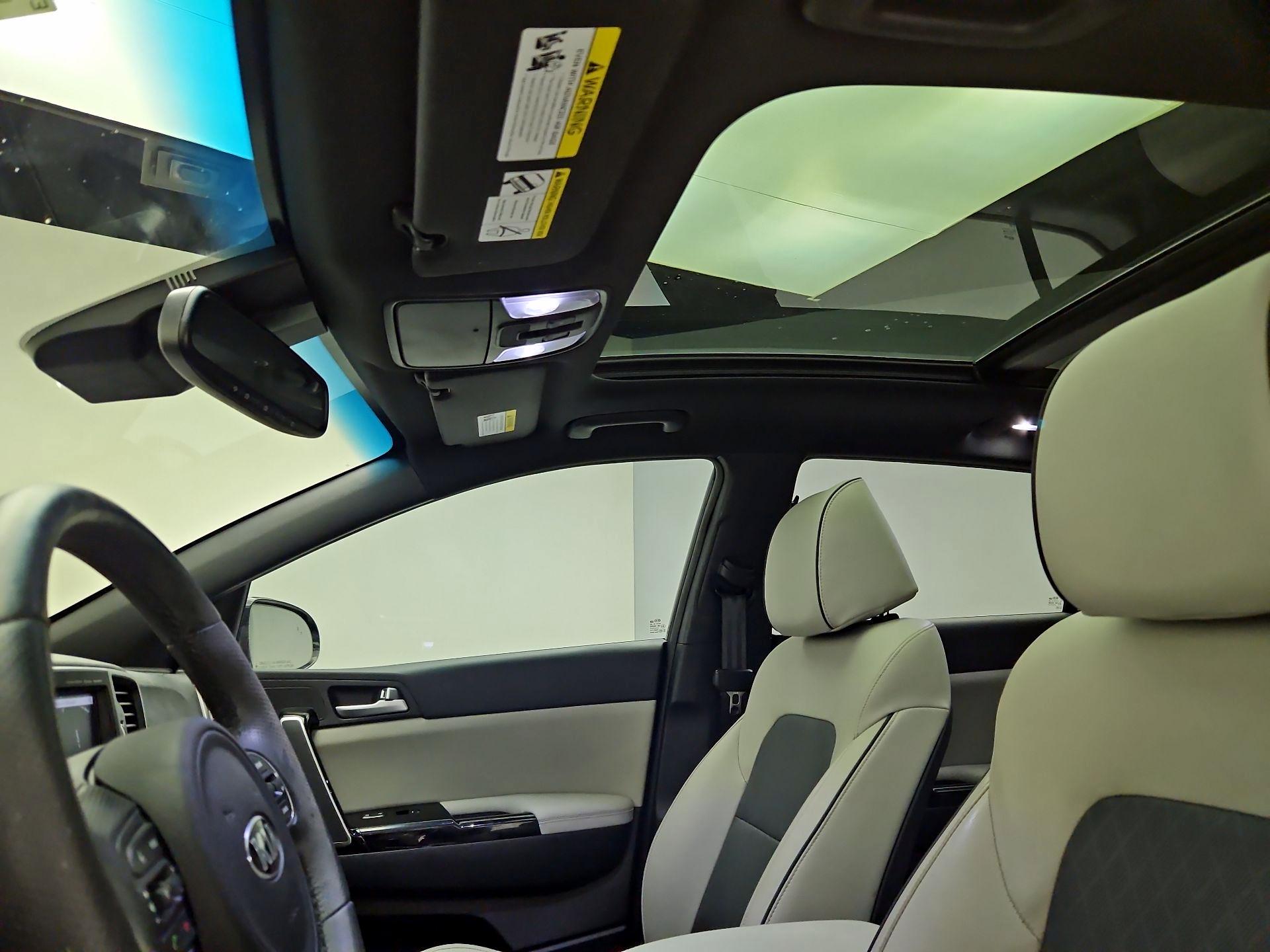 Thumbnail: 2017 Kia Sportage - 18