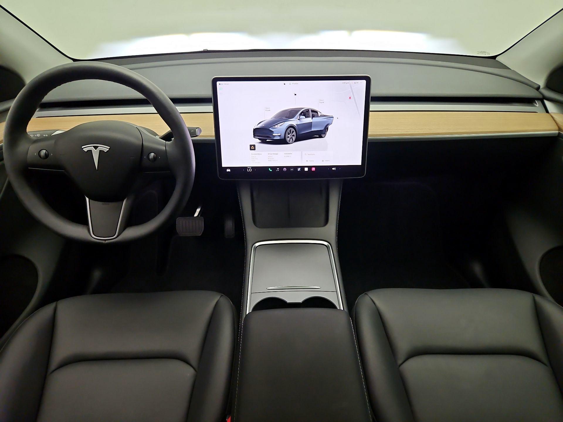 Thumbnail: 2025 Tesla Model Y - 9