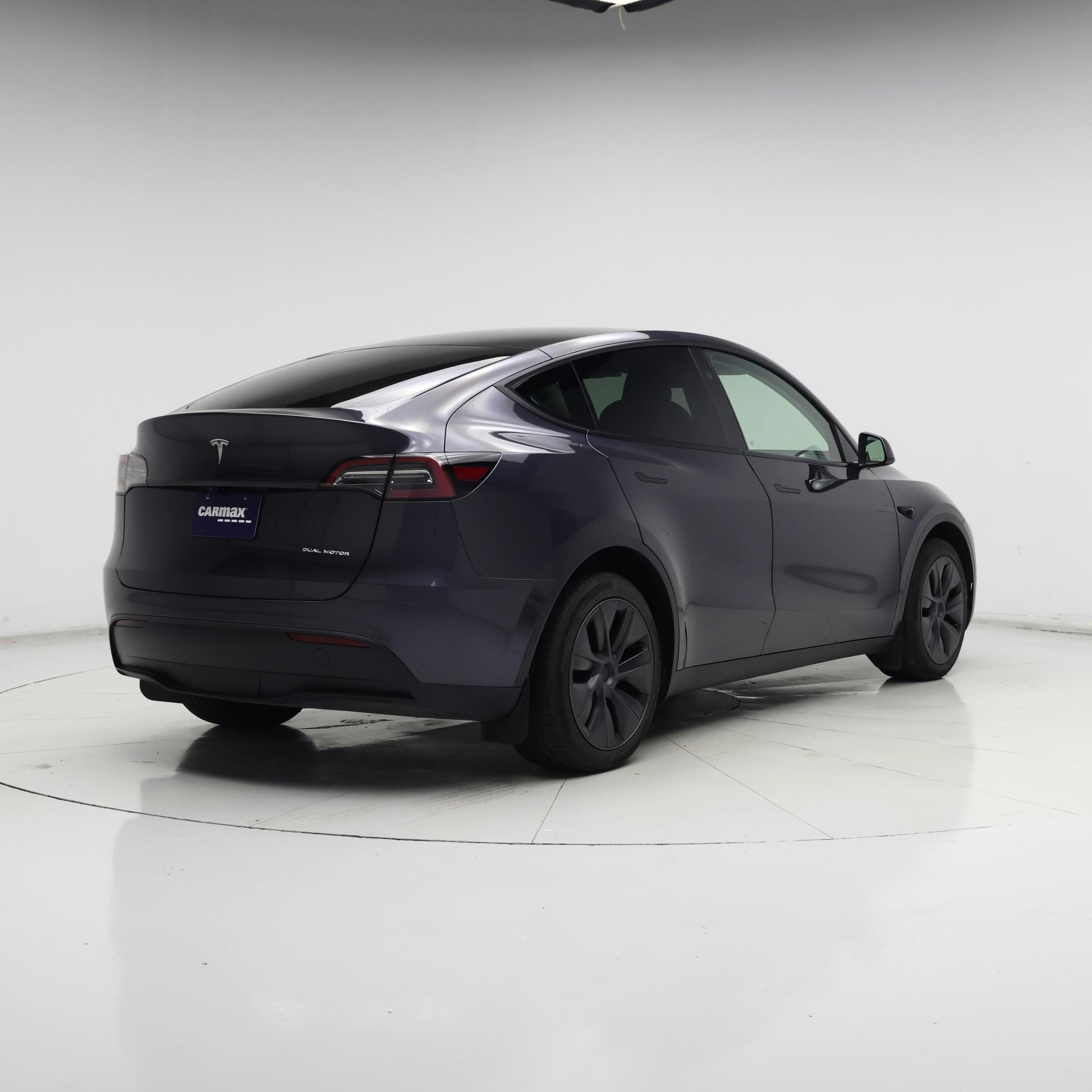 Thumbnail: 2025 Tesla Model Y - 8