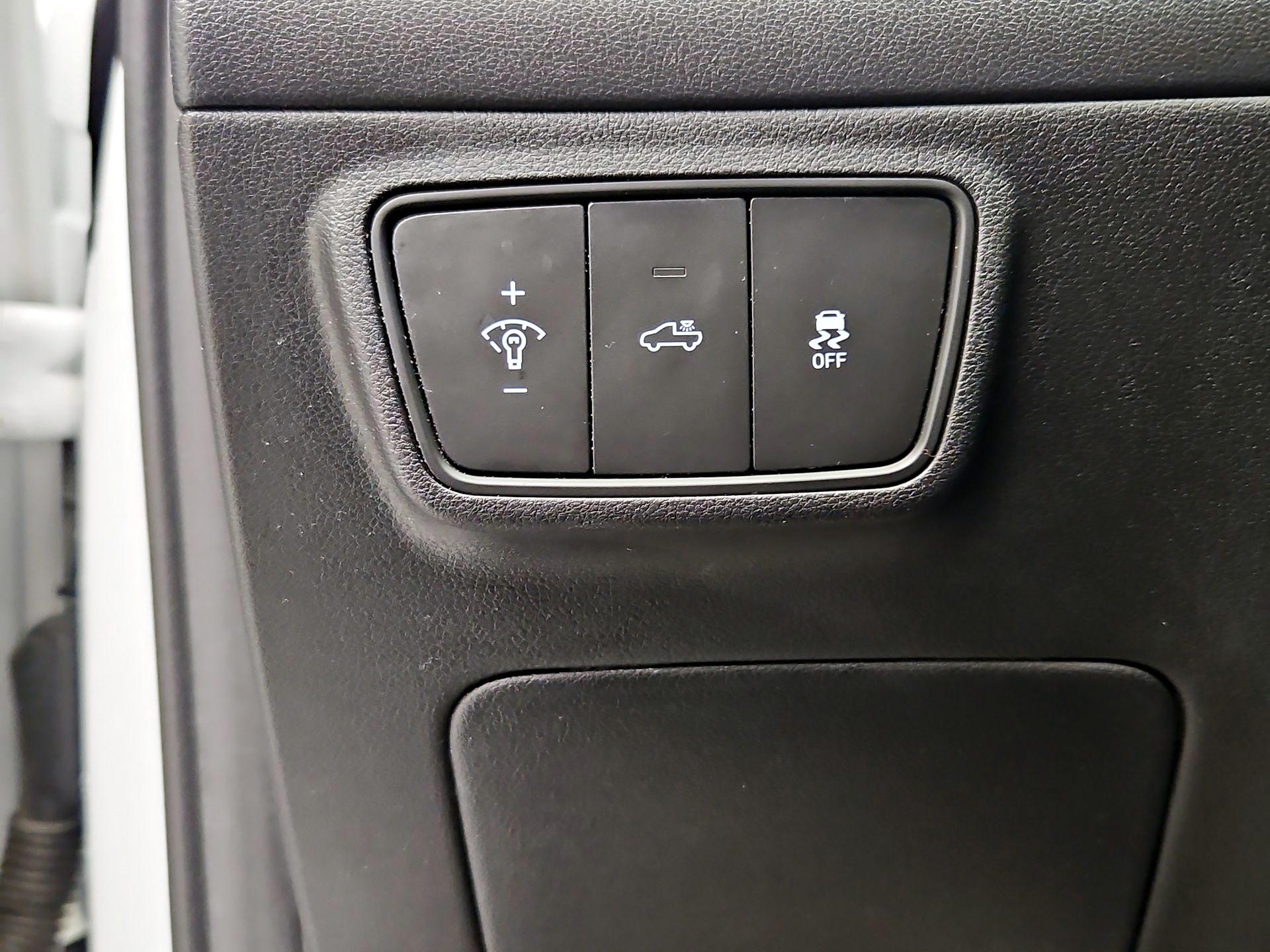 Thumbnail: 2022 Hyundai Santa Cruz - 13