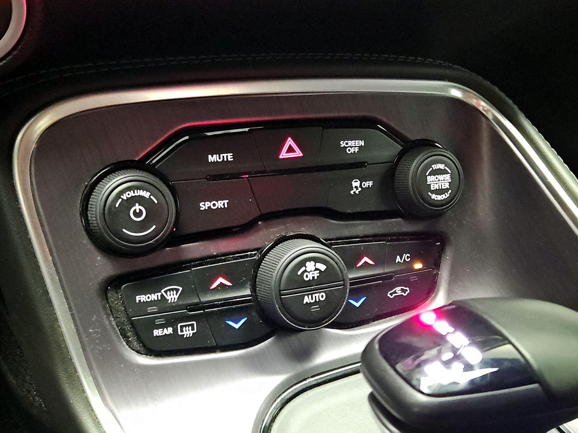 Thumbnail: 2017 Dodge Challenger - 15