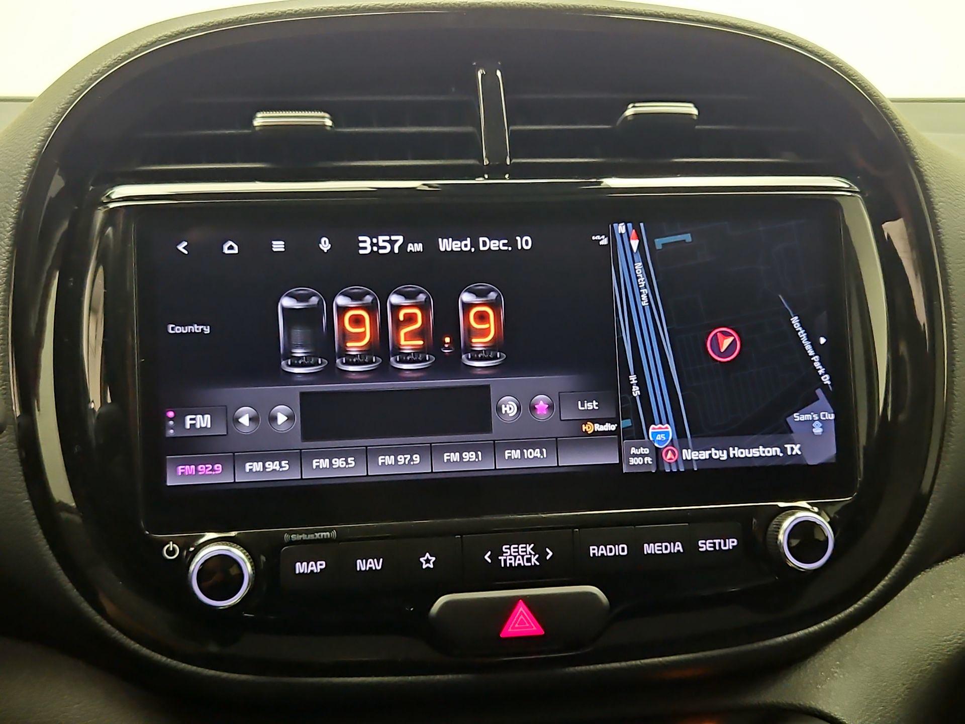 Thumbnail: 2023 Kia Soul - 16