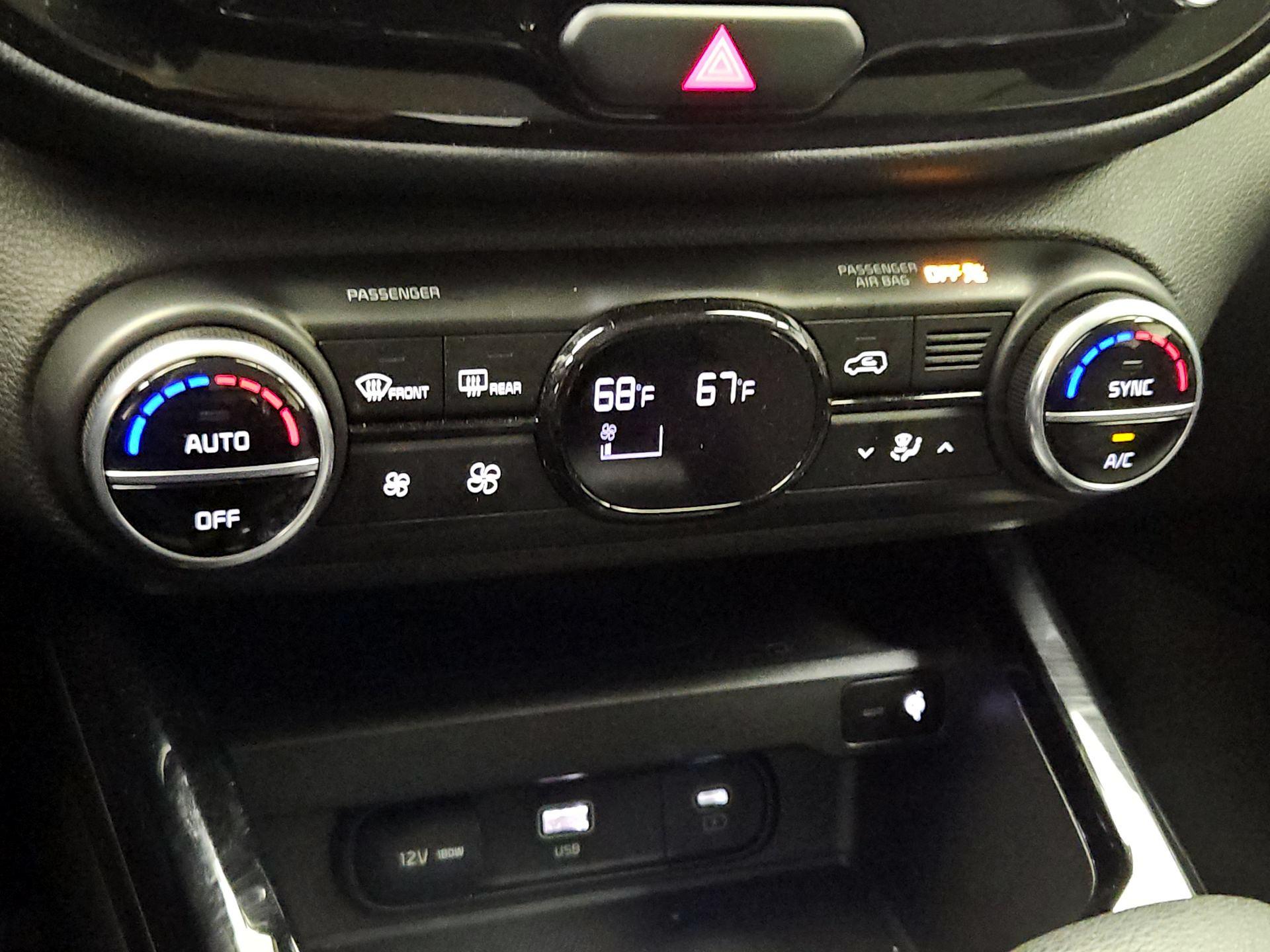 Thumbnail: 2023 Kia Soul - 17