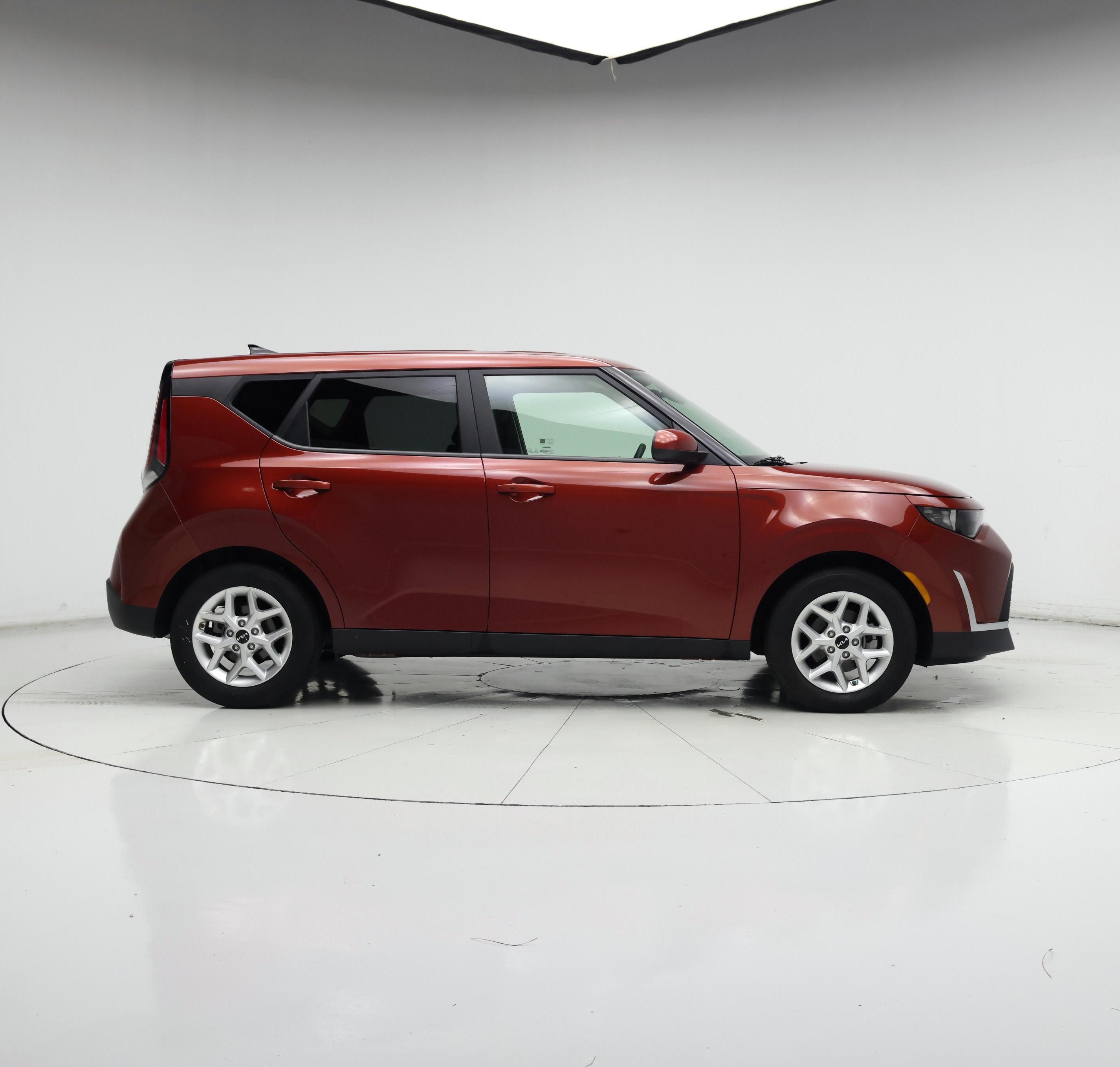 Thumbnail: 2023 Kia Soul - 7