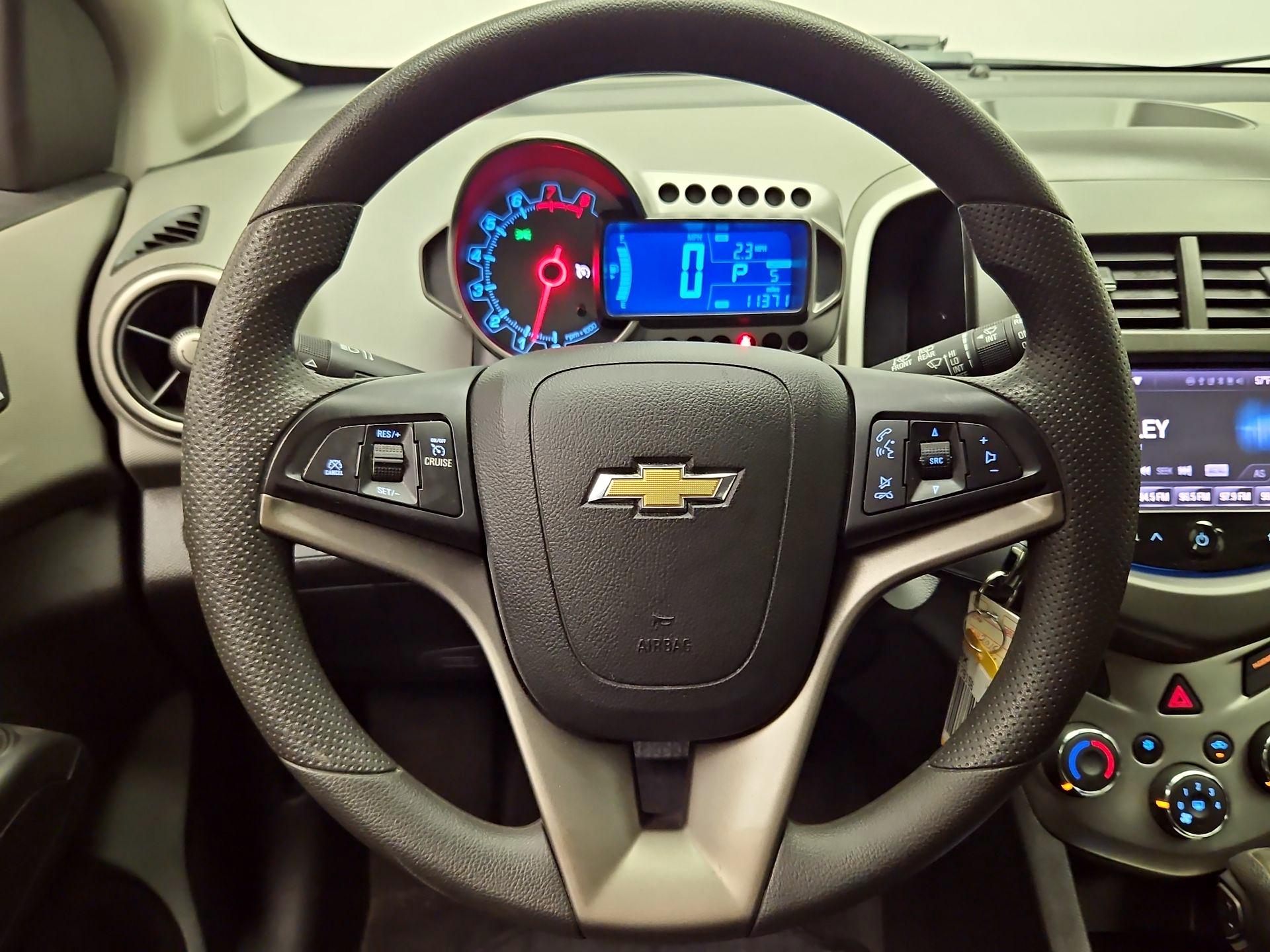 Thumbnail: 2016 Chevrolet Sonic - 10