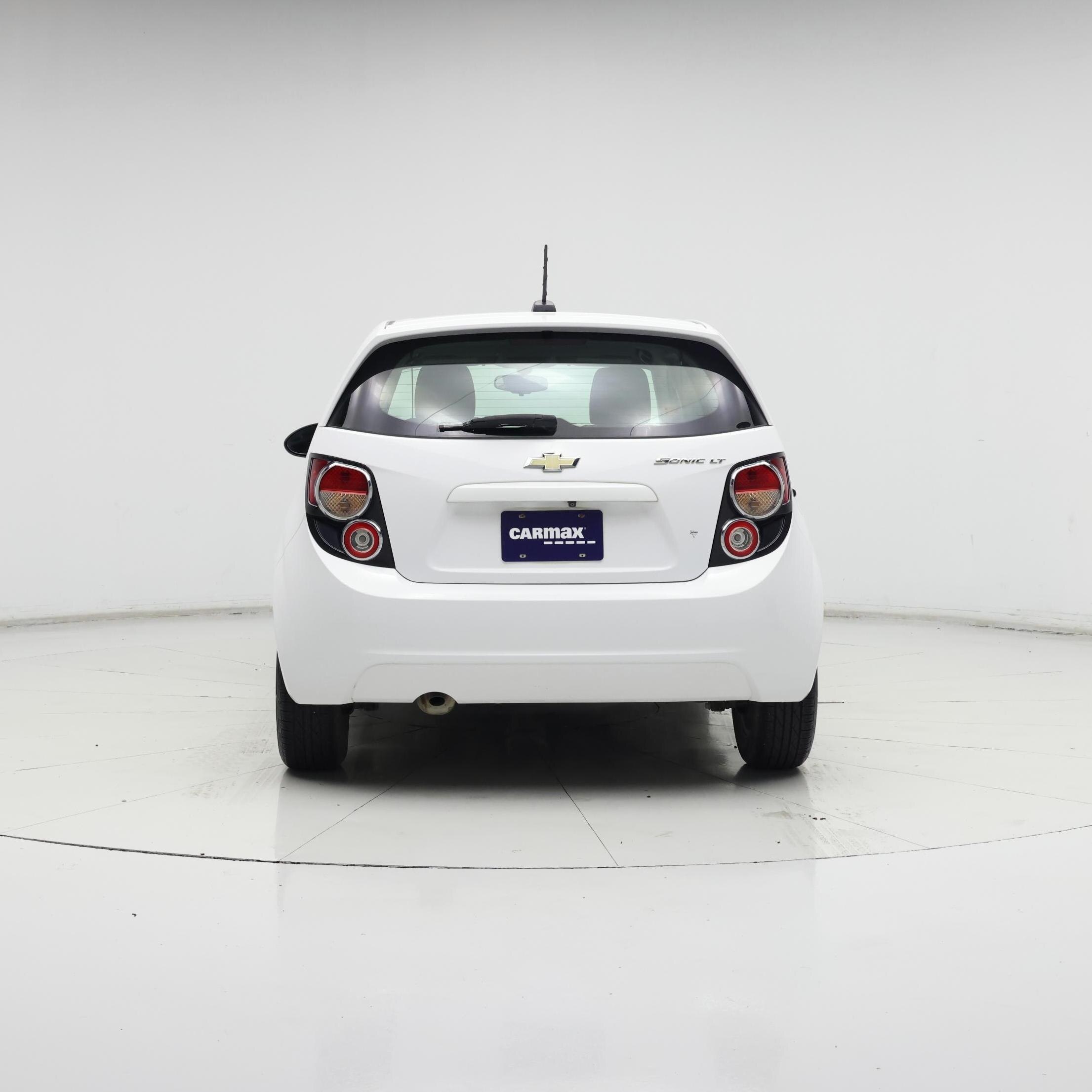 Thumbnail: 2016 Chevrolet Sonic - 6