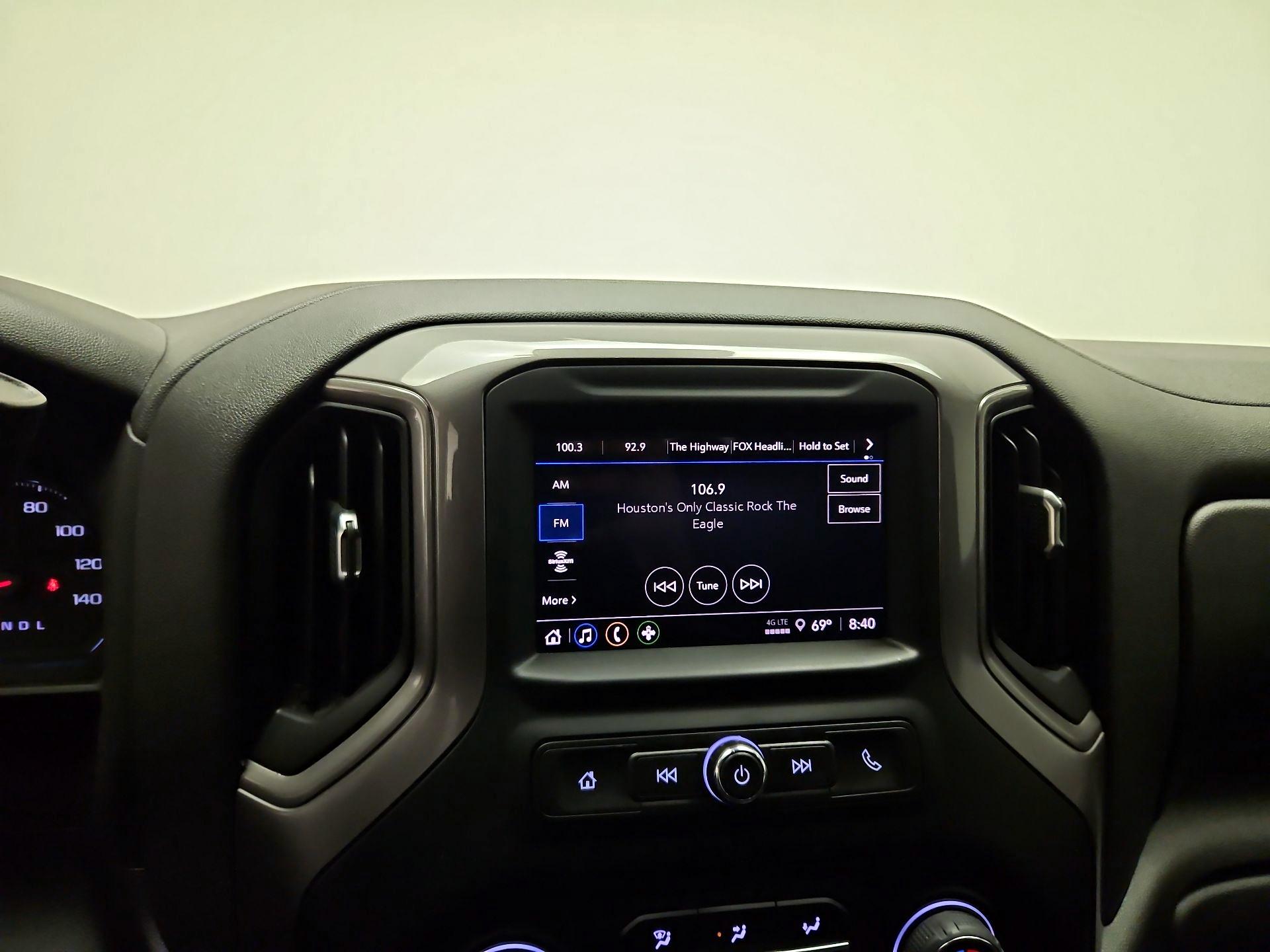 Thumbnail: 2022 Chevrolet Silverado 1500 - 14