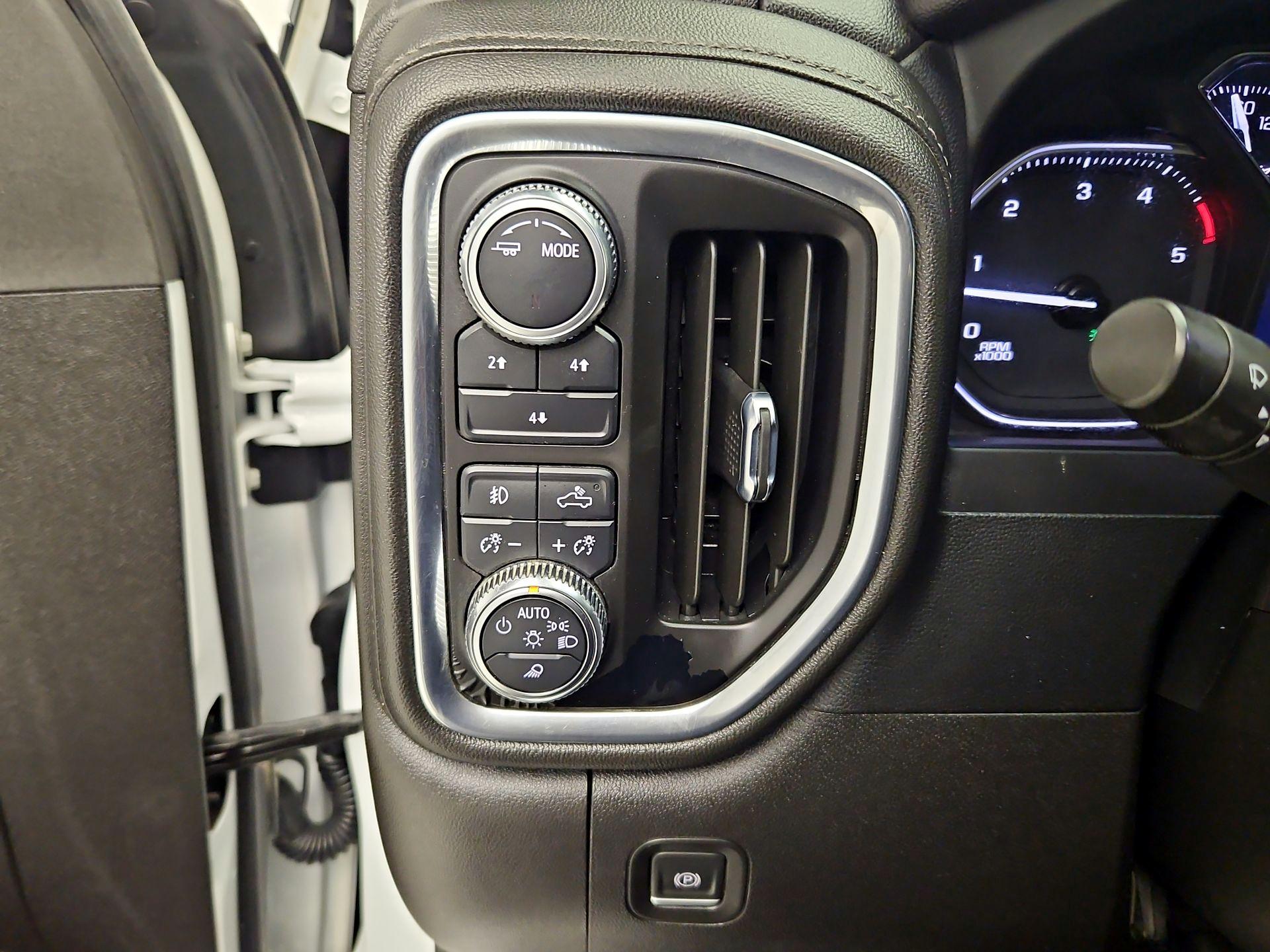 Thumbnail: 2023 GMC Sierra 2500 - 13