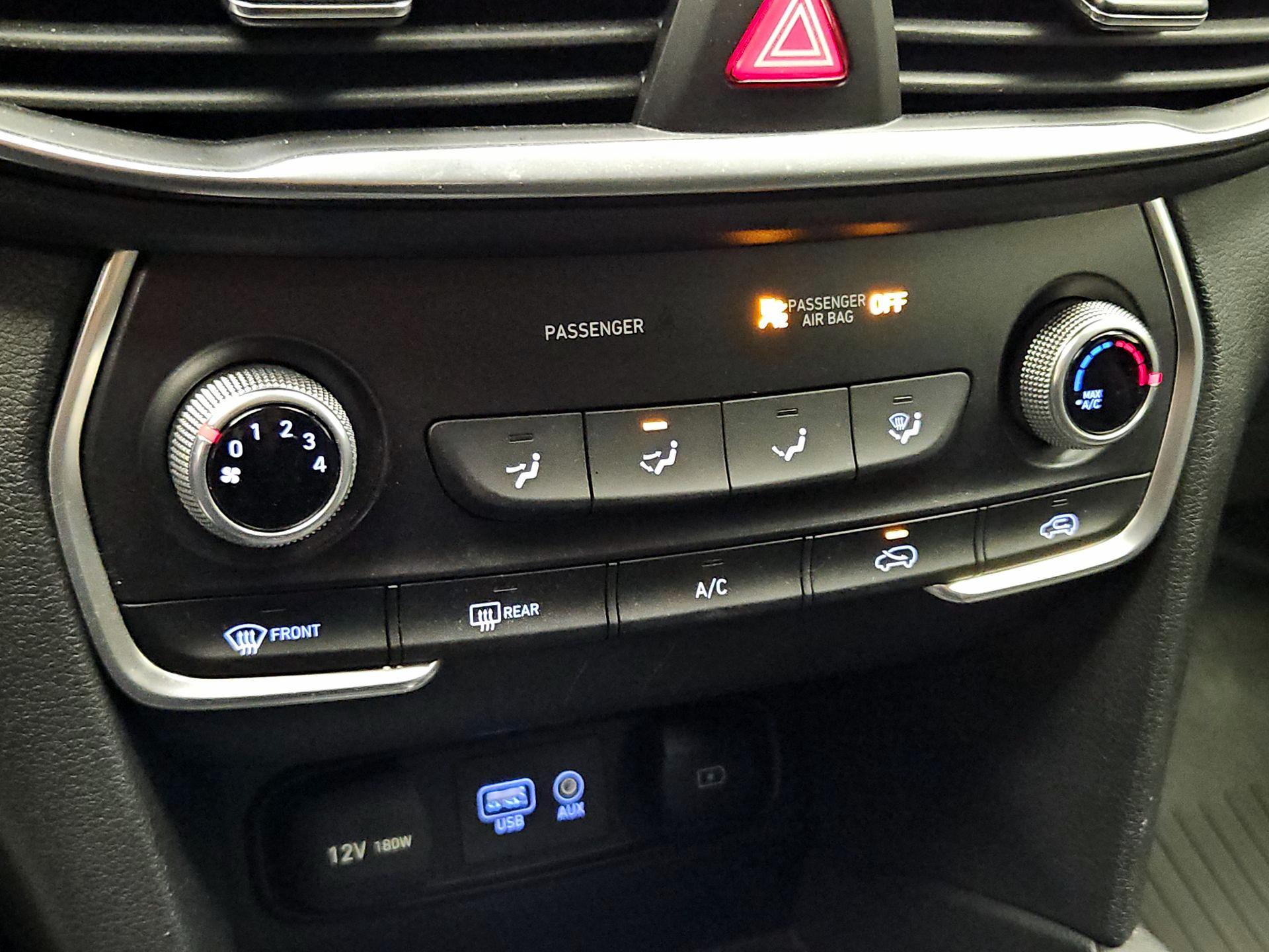 Thumbnail: 2019 Hyundai Santa Fe - 16