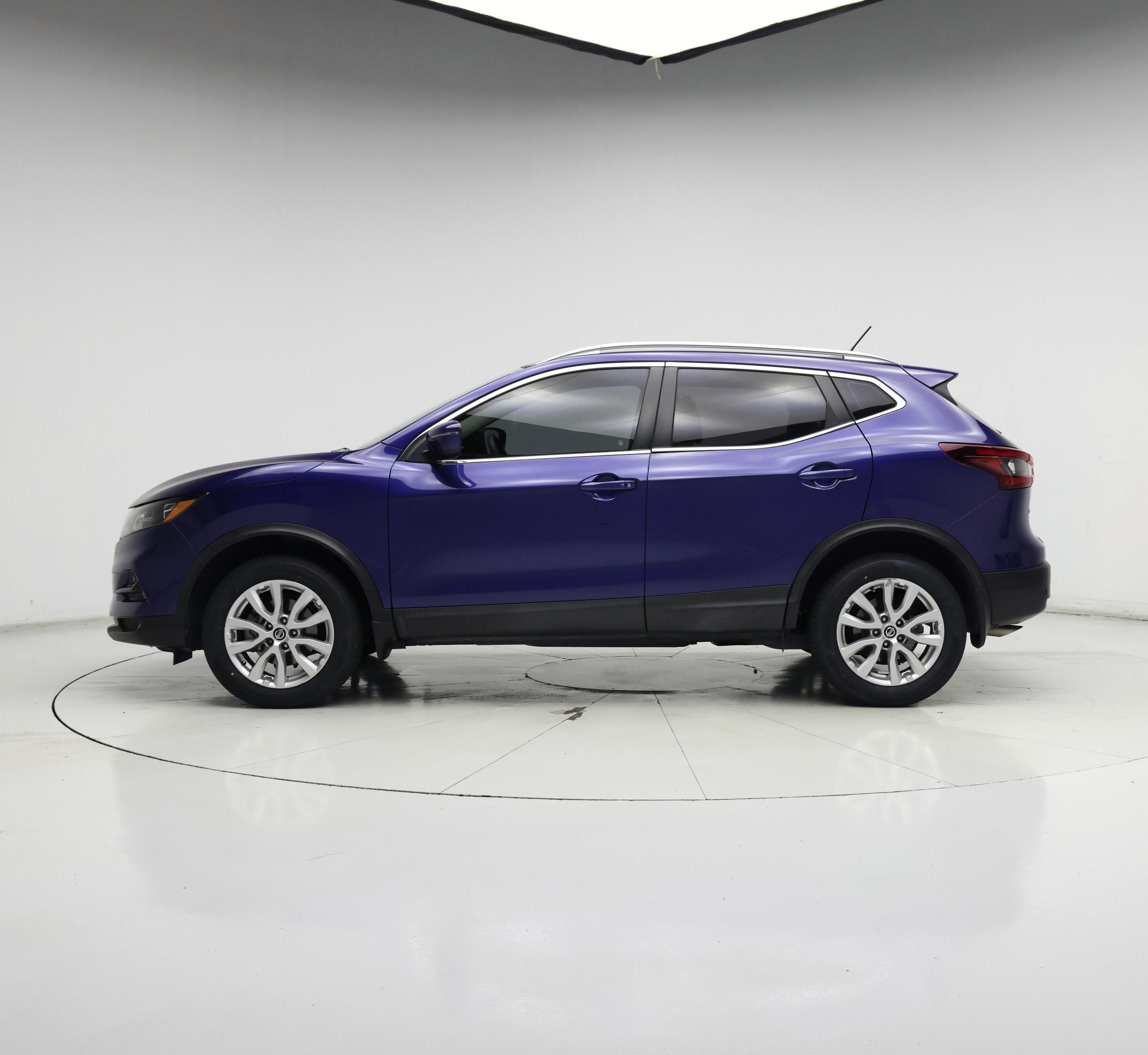Thumbnail: 2020 Nissan Rogue Sport - 3