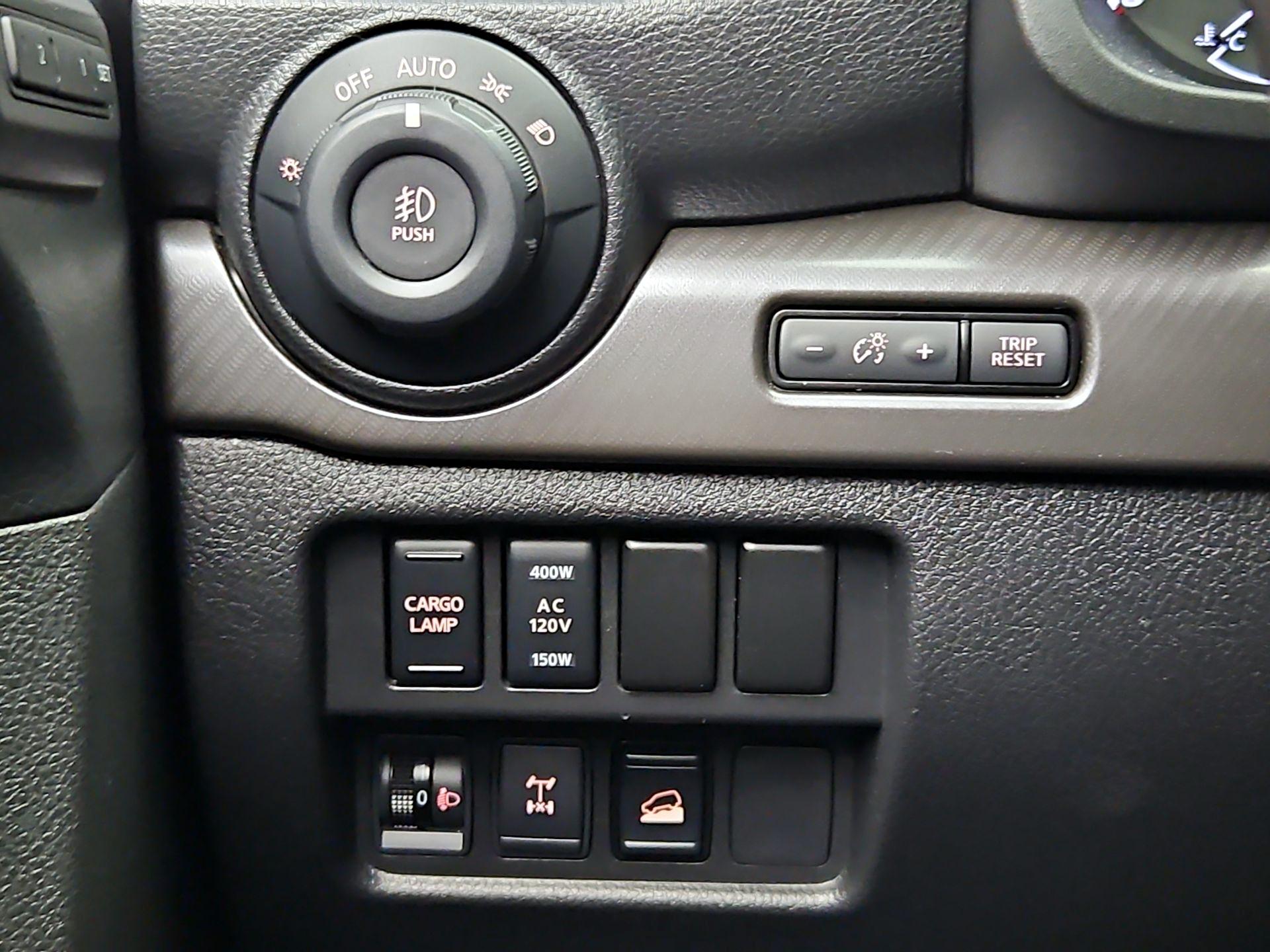 Thumbnail: 2021 Nissan Titan - 13