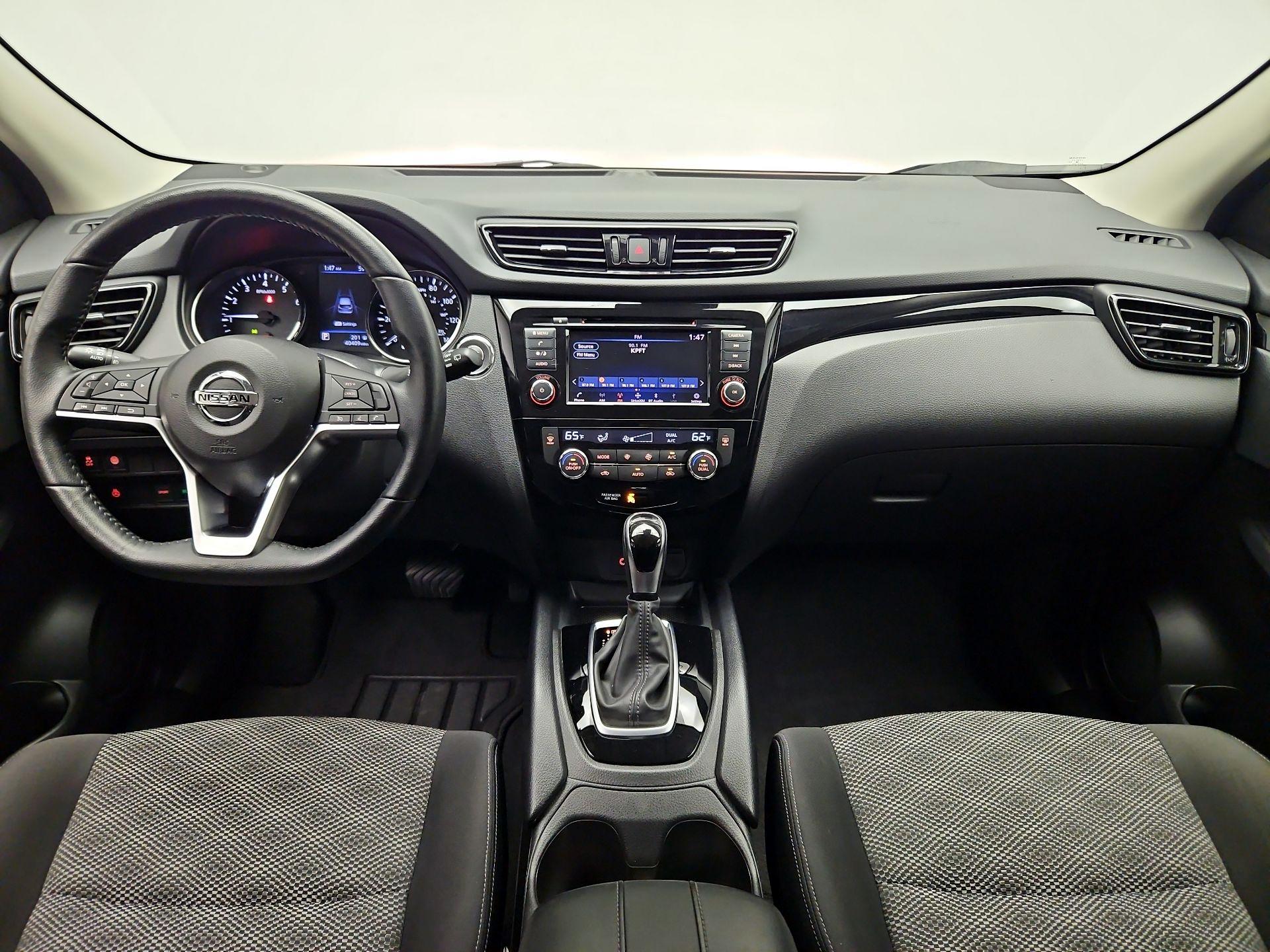 Thumbnail: 2021 Nissan Rogue Sport - 9