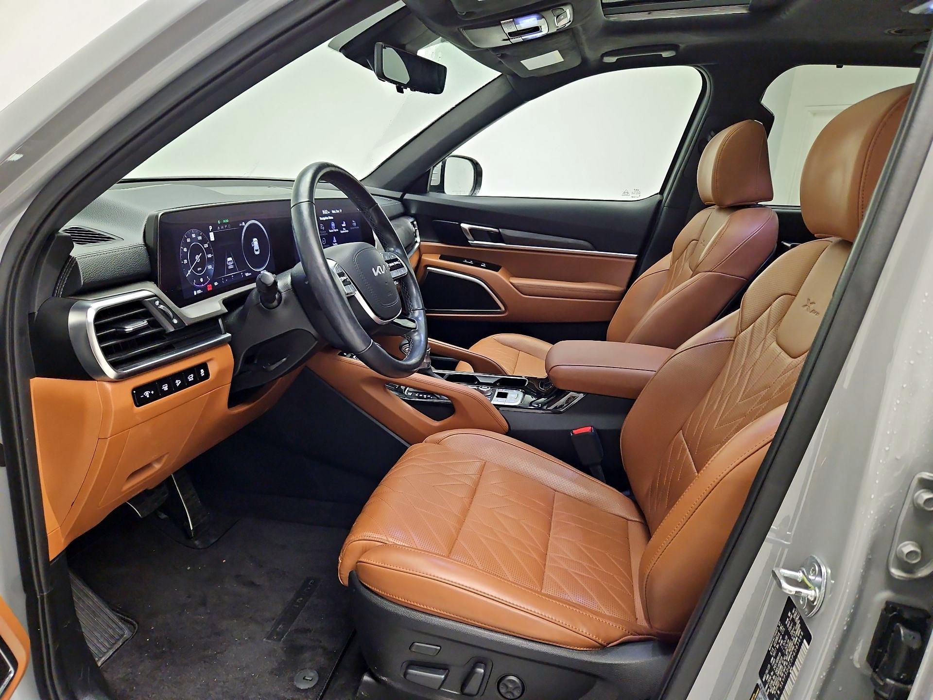 Thumbnail: 2023 Kia Telluride - 11