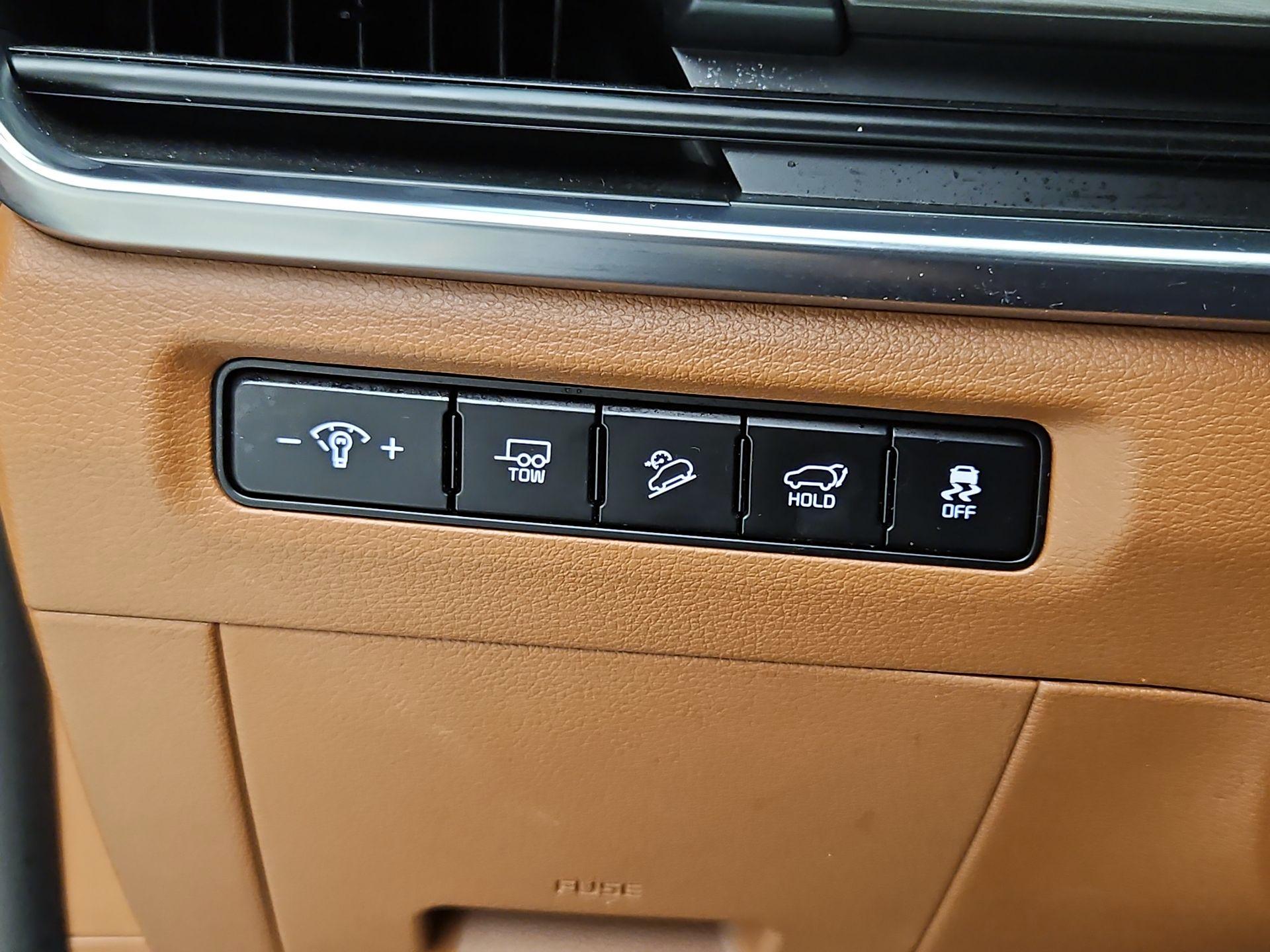 Thumbnail: 2023 Kia Telluride - 13