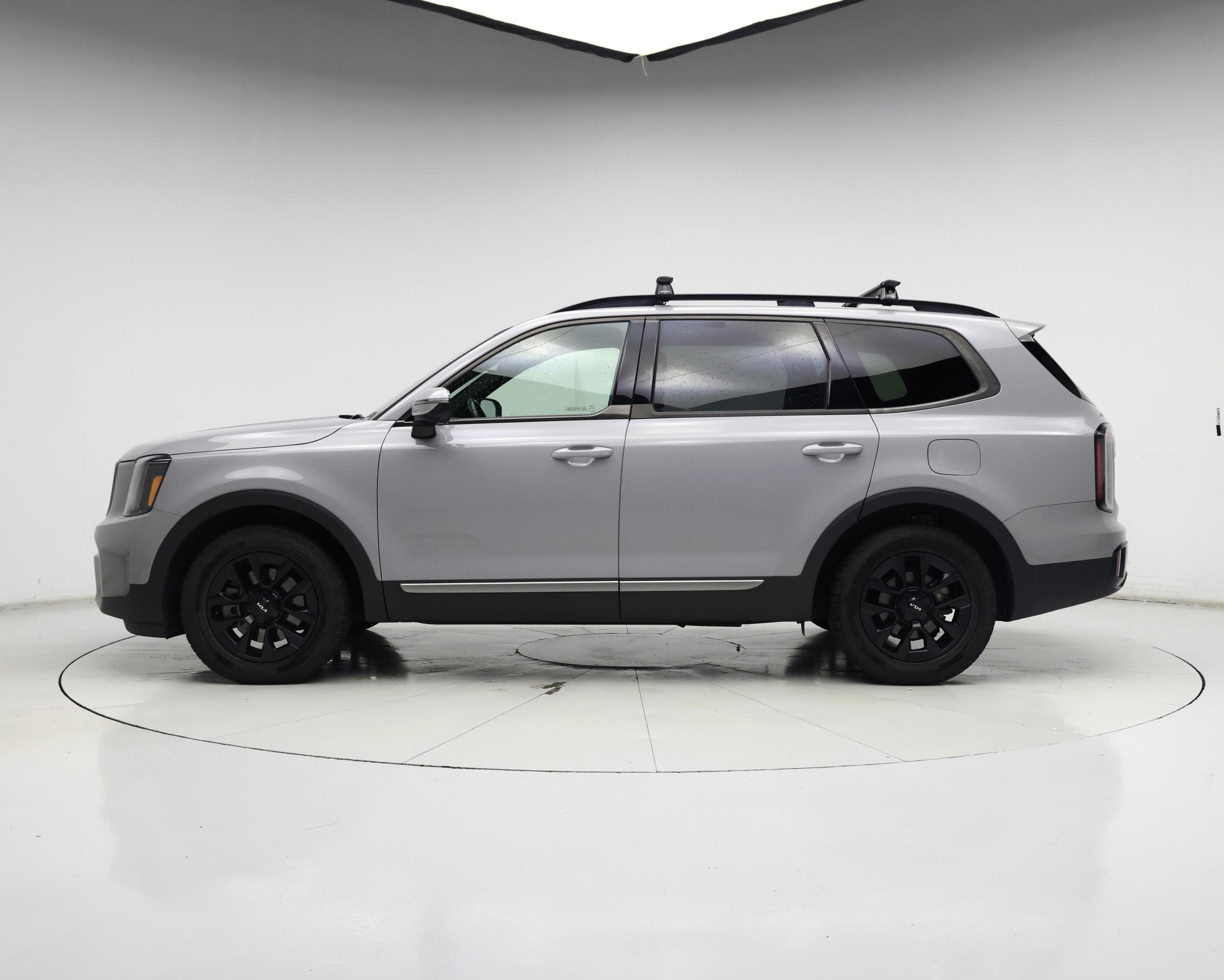 Thumbnail: 2023 Kia Telluride - 3