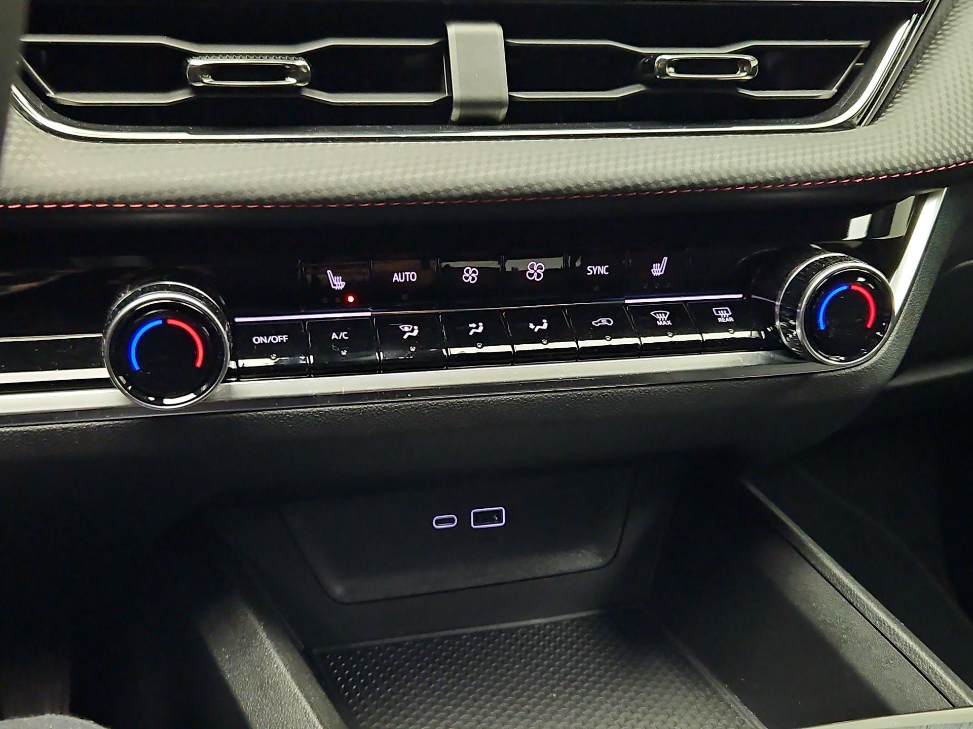 Thumbnail: 2026 Chevrolet Equinox - 17