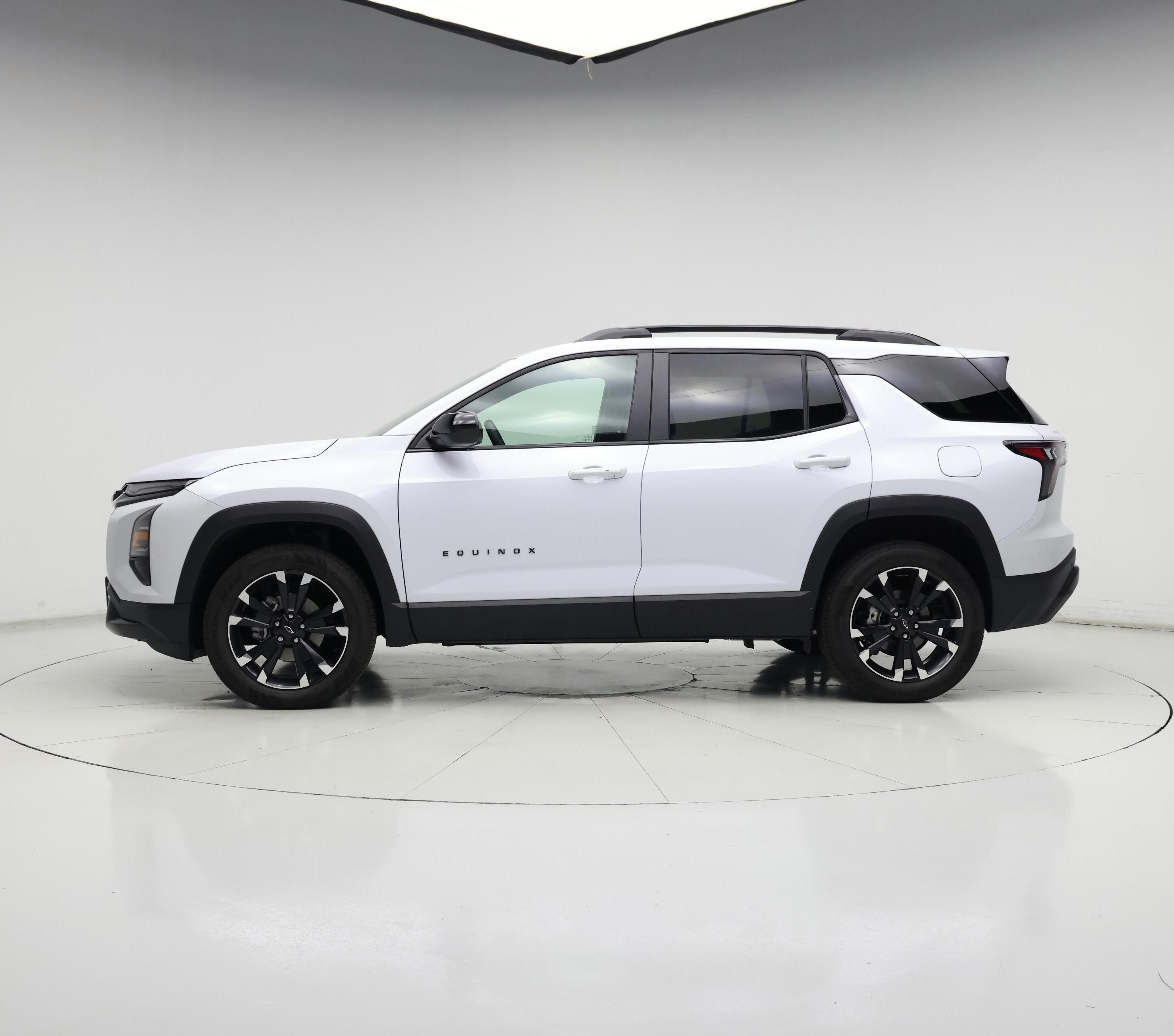 Thumbnail: 2026 Chevrolet Equinox - 3