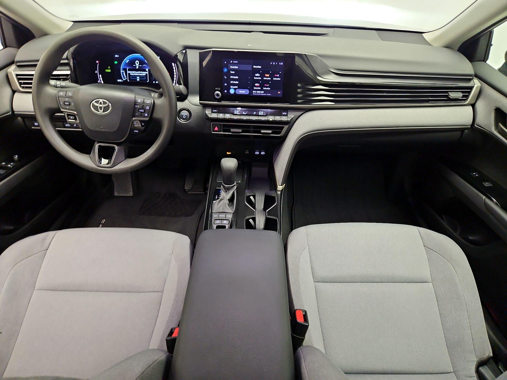 Thumbnail: 2025 Toyota Camry - 9