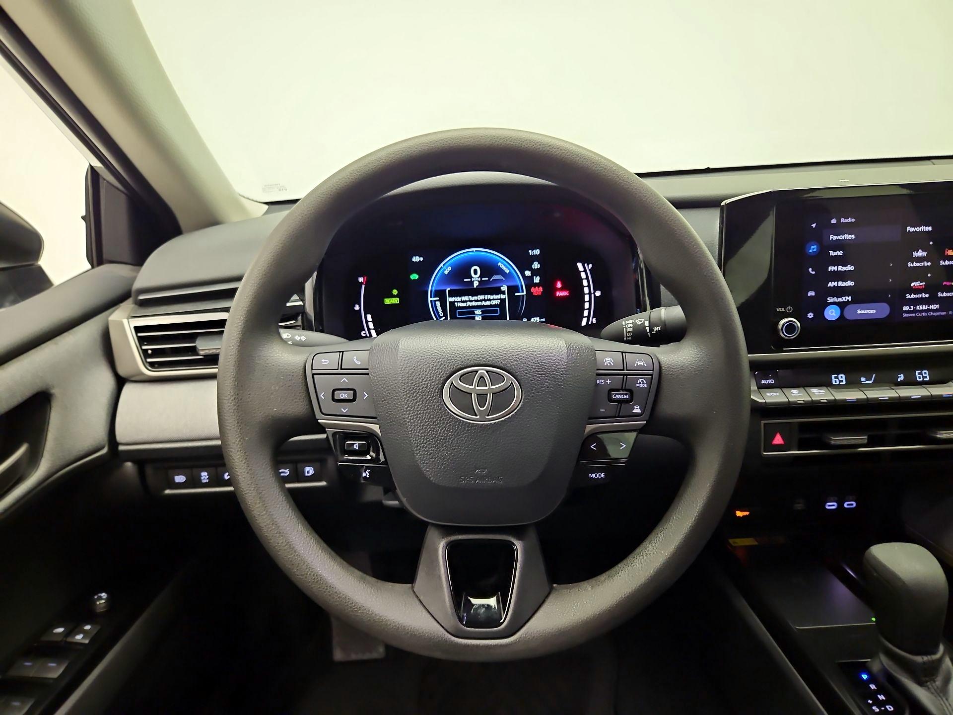 Thumbnail: 2025 Toyota Camry - 10