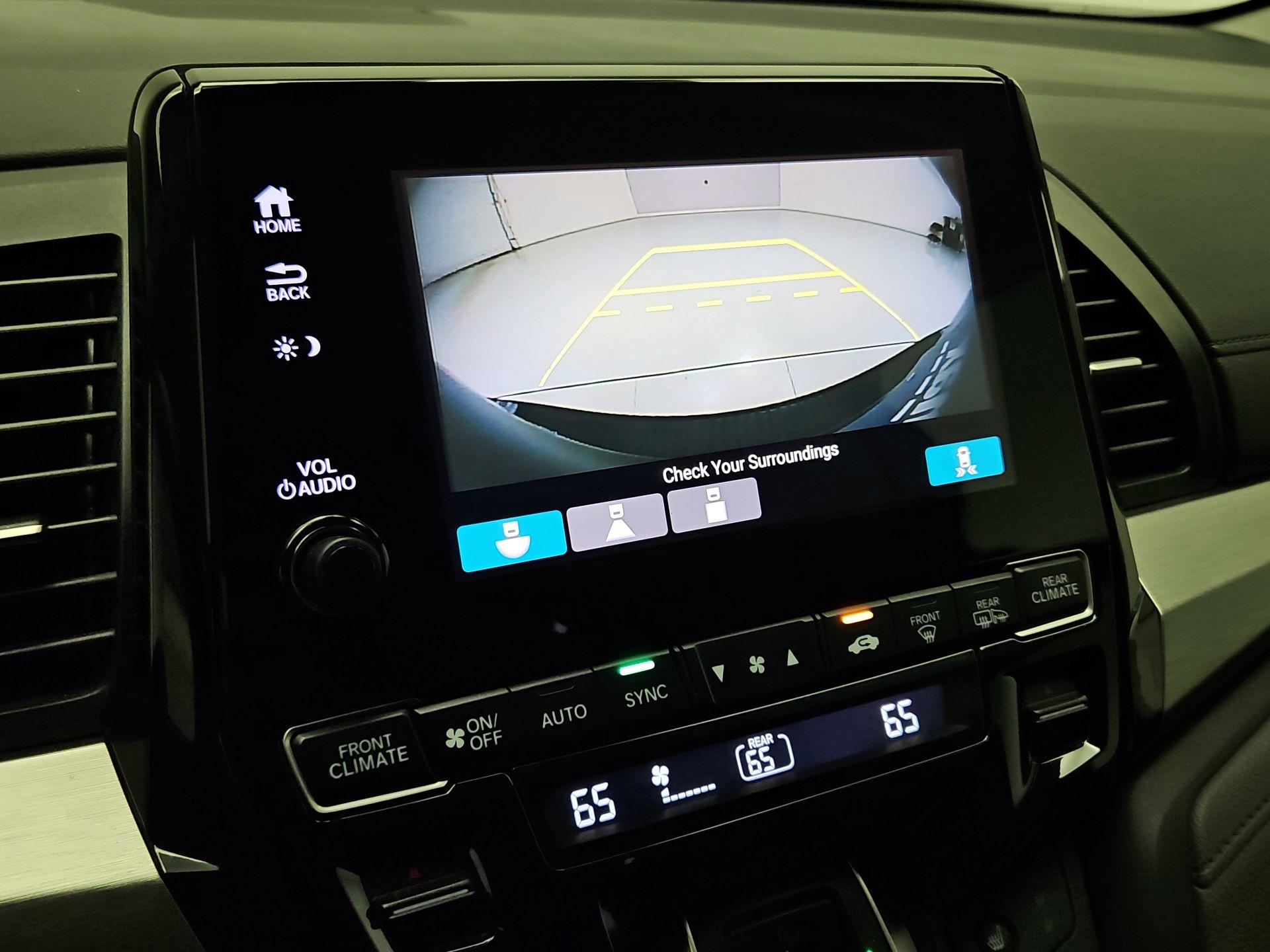 Thumbnail: 2019 Honda Odyssey - 14