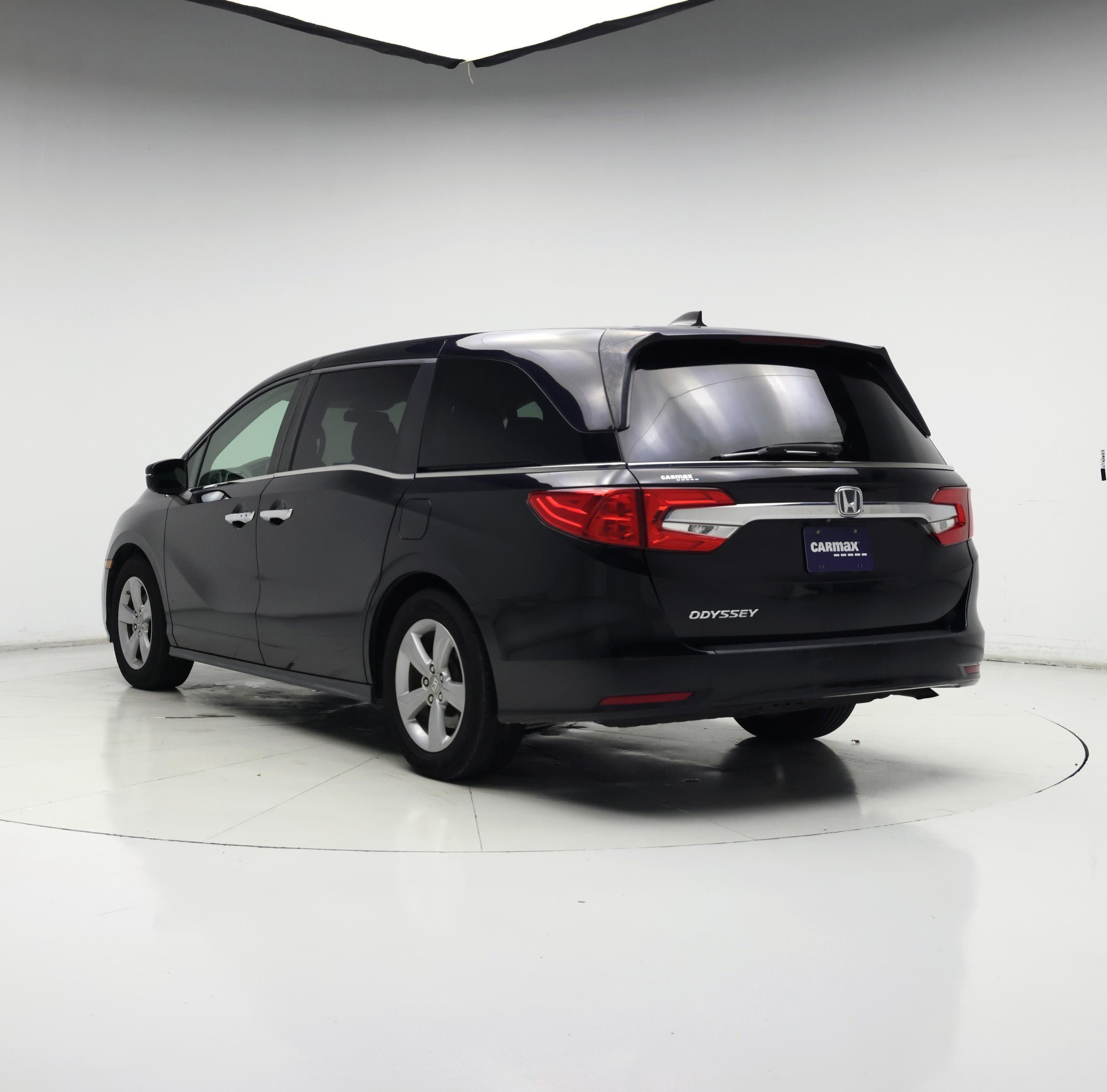 Thumbnail: 2019 Honda Odyssey - 2