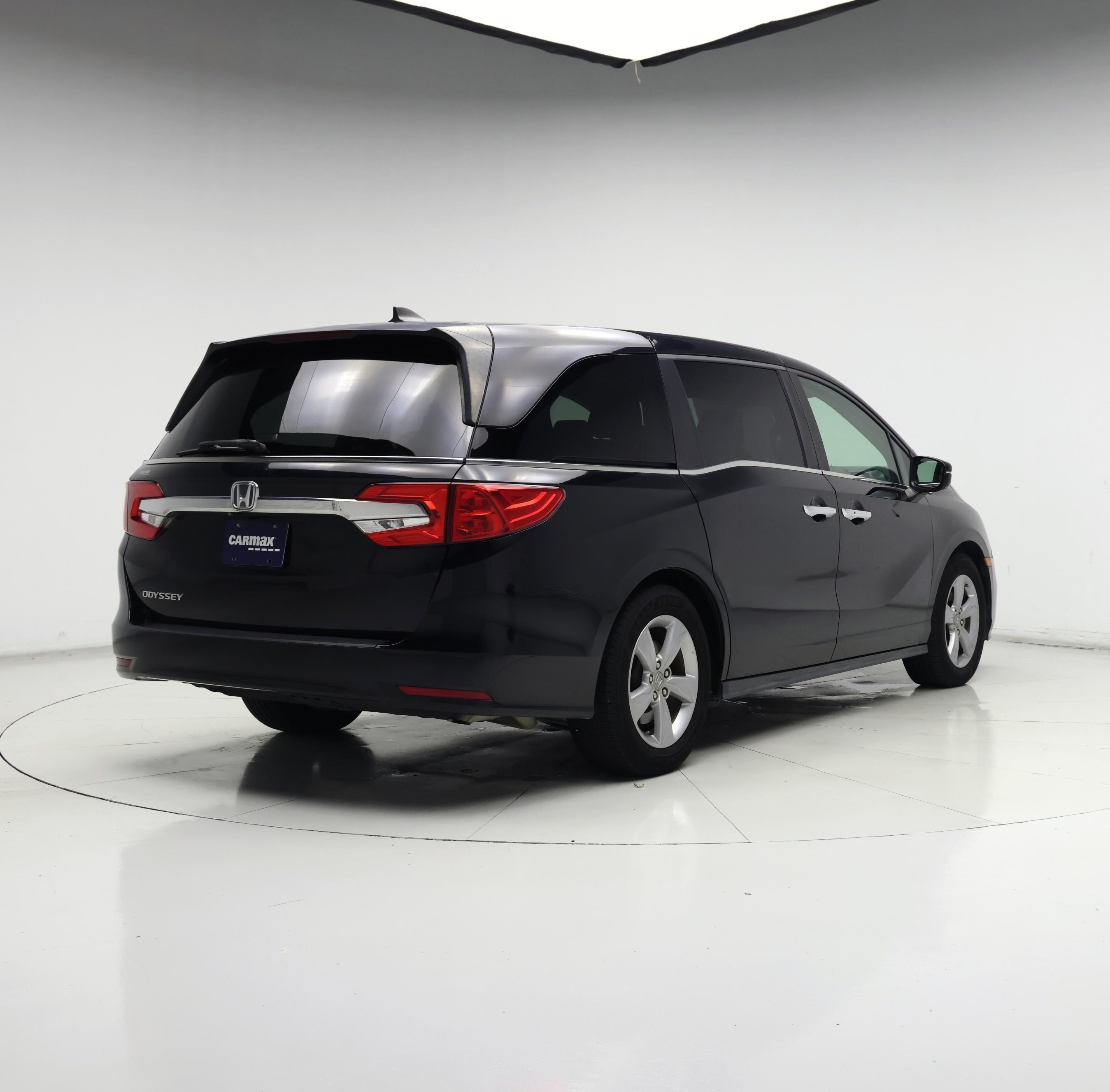 Thumbnail: 2019 Honda Odyssey - 8