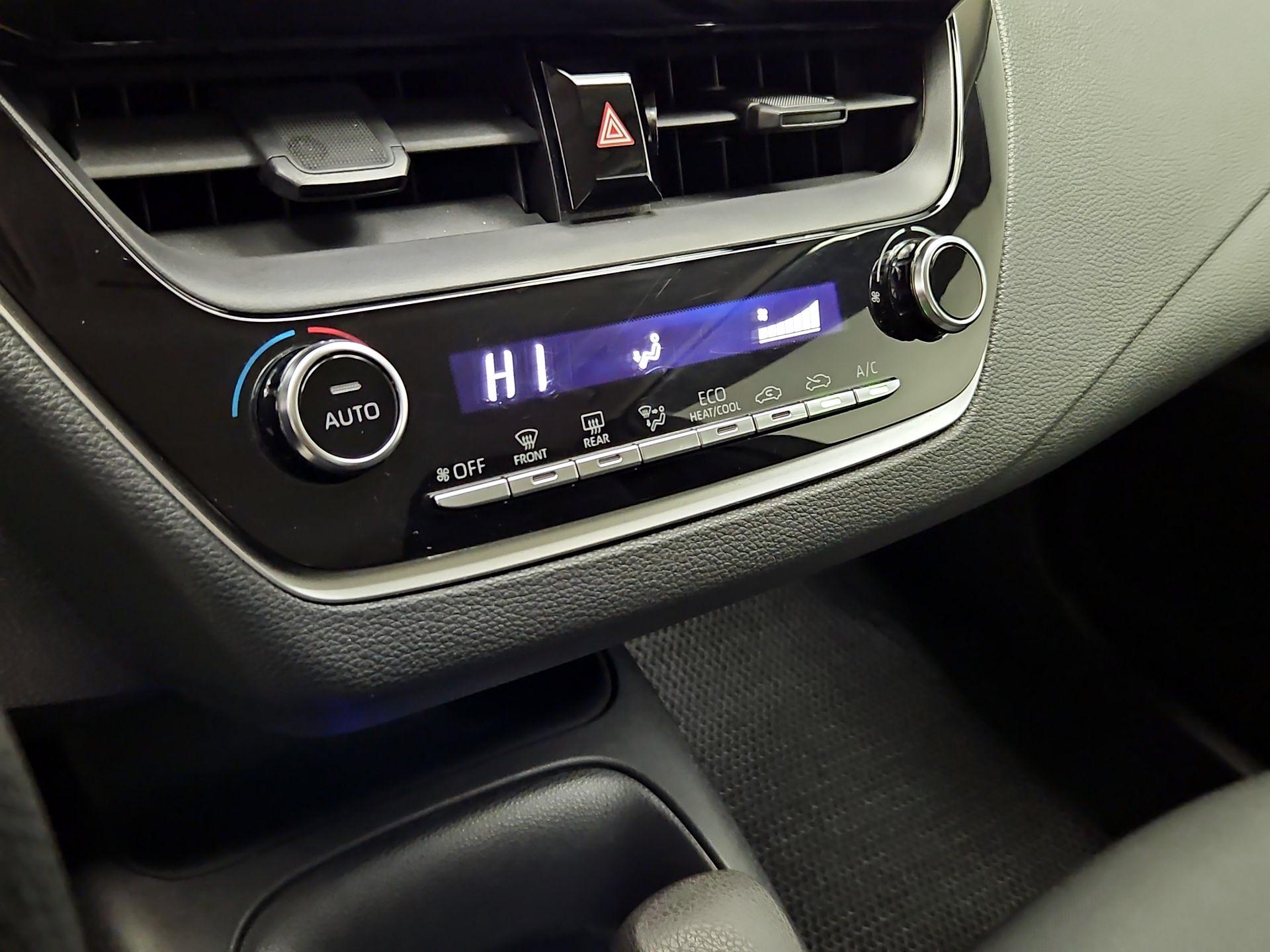 Thumbnail: 2022 Toyota Corolla - 16