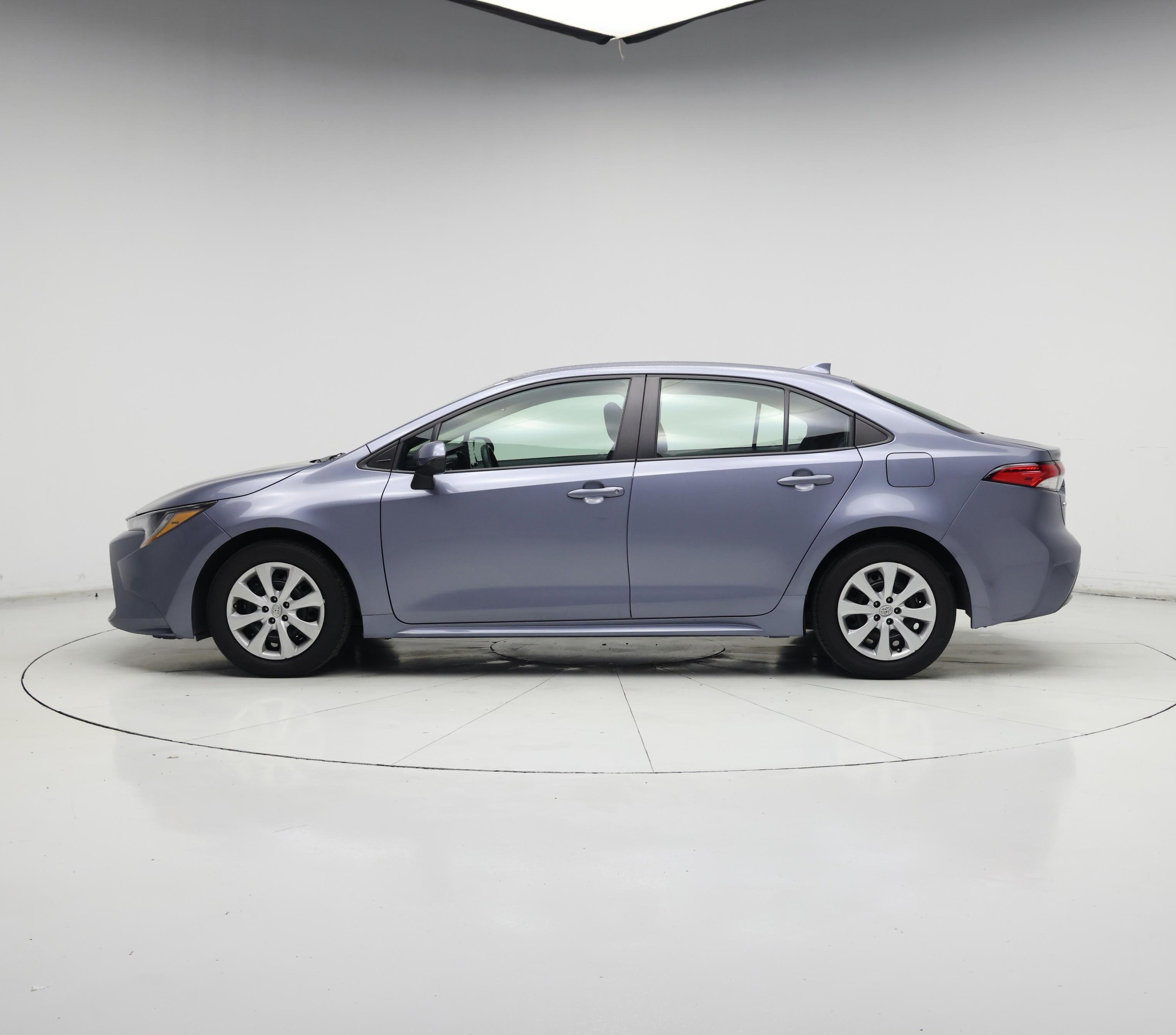 Thumbnail: 2022 Toyota Corolla - 3