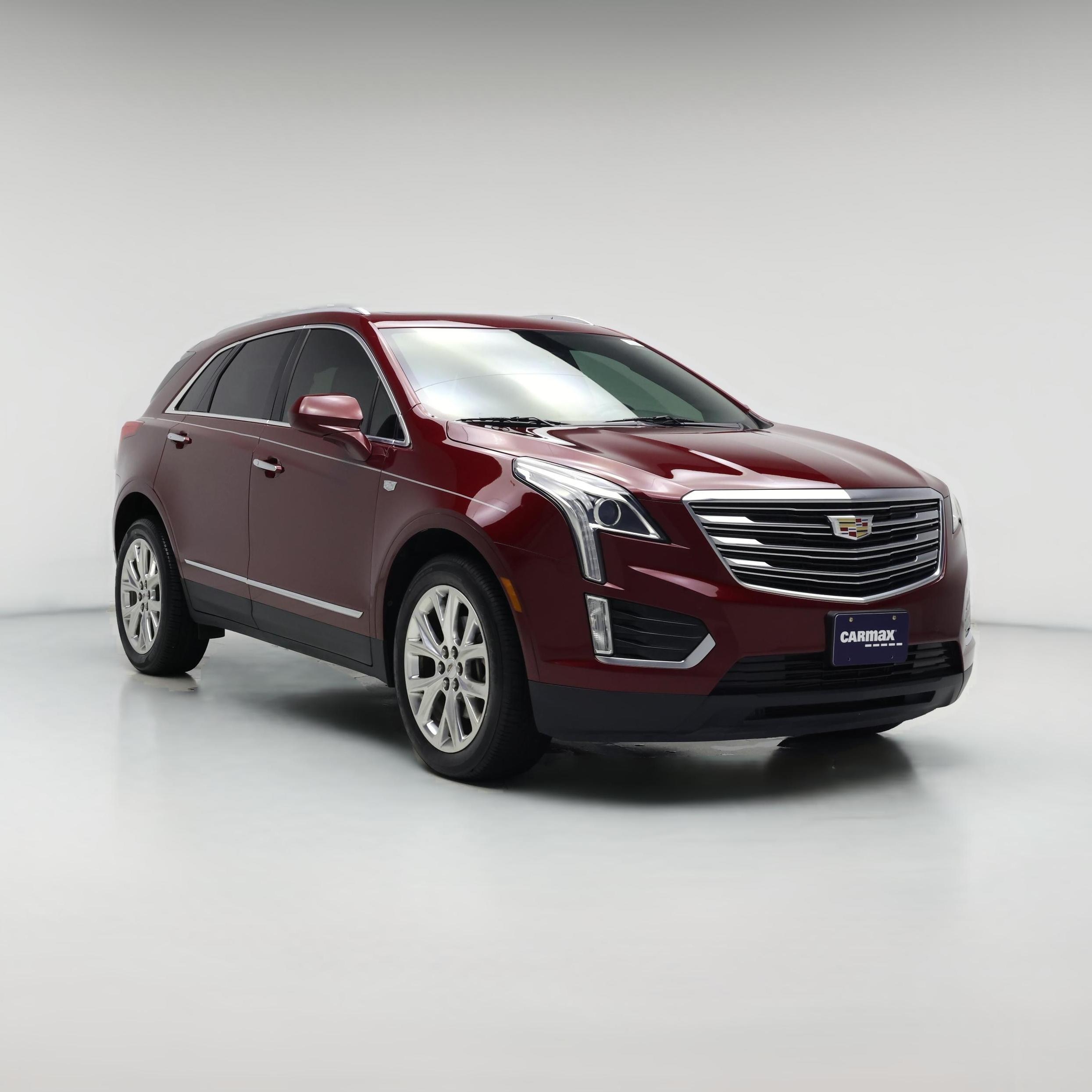 Thumbnail: 2017 Cadillac XT5 - 1