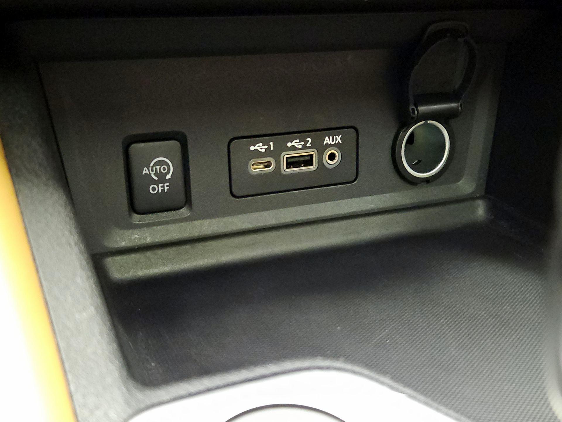 Thumbnail: 2024 Nissan Sentra - 18