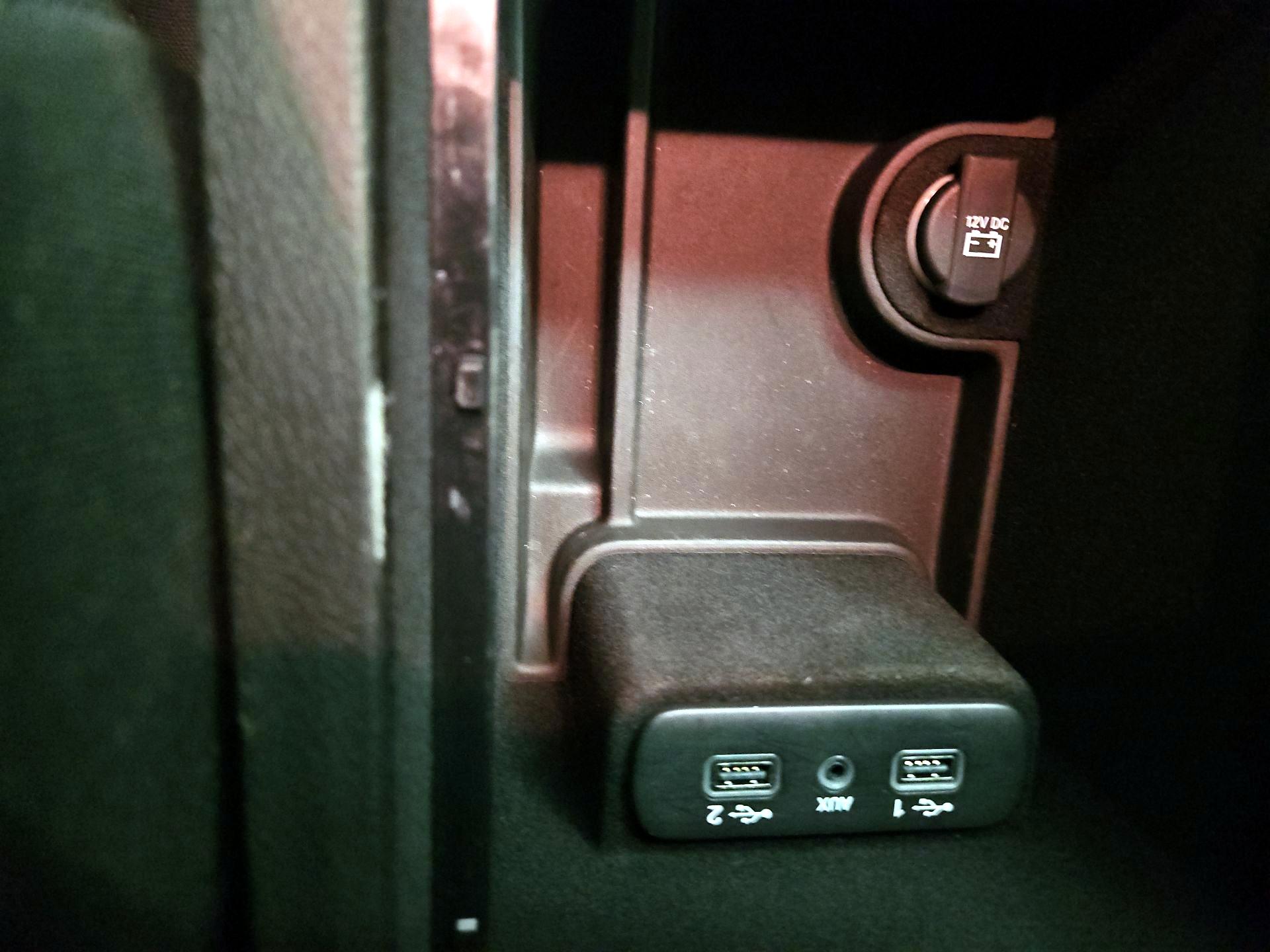 Thumbnail: 2019 Dodge Charger - 18