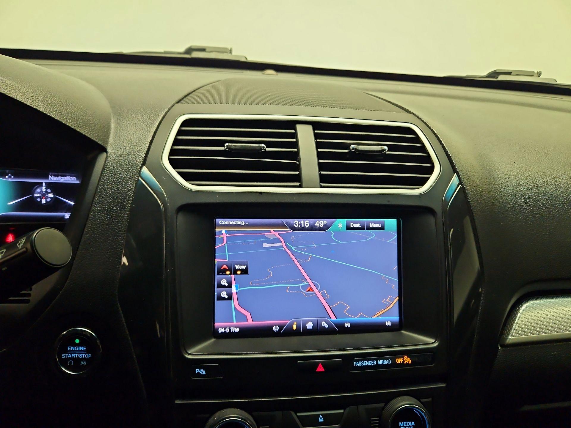 Thumbnail: 2016 Ford Explorer - 13