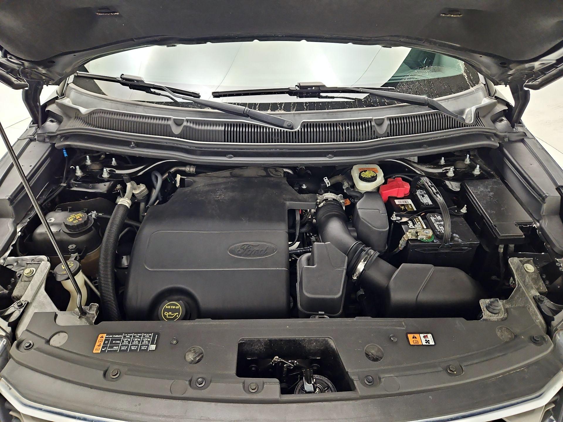 Thumbnail: 2016 Ford Explorer - 20