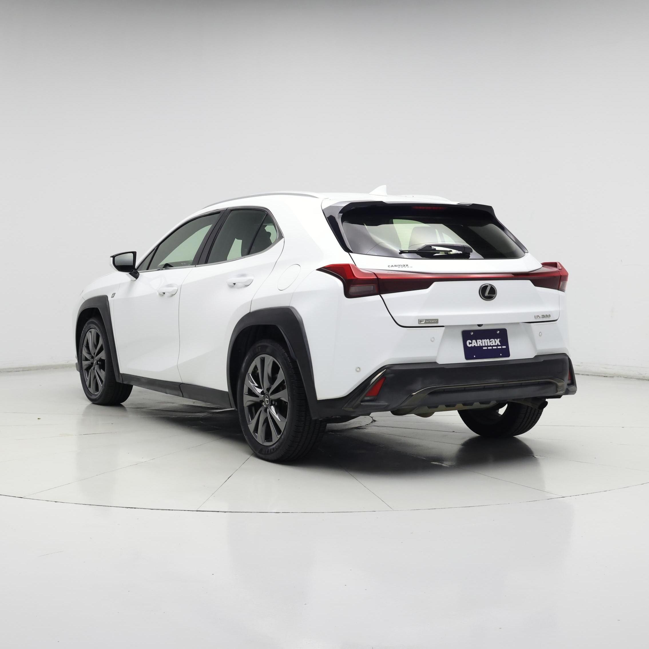 Thumbnail: 2019 Lexus UX - 2