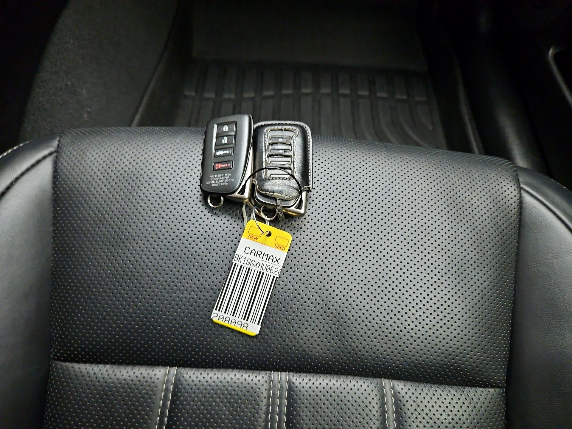 Thumbnail: 2017 Lexus ES - 20