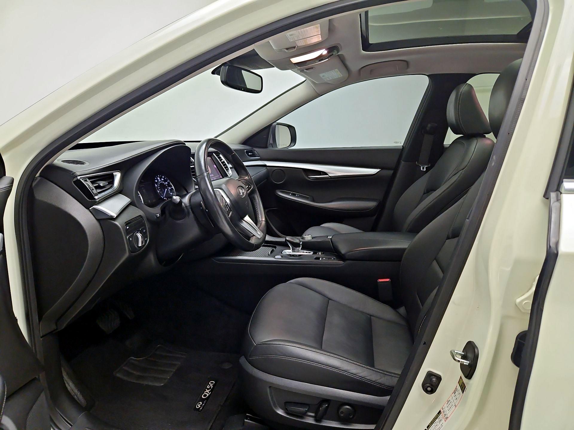 Thumbnail: 2019 INFINITI QX50 - 11