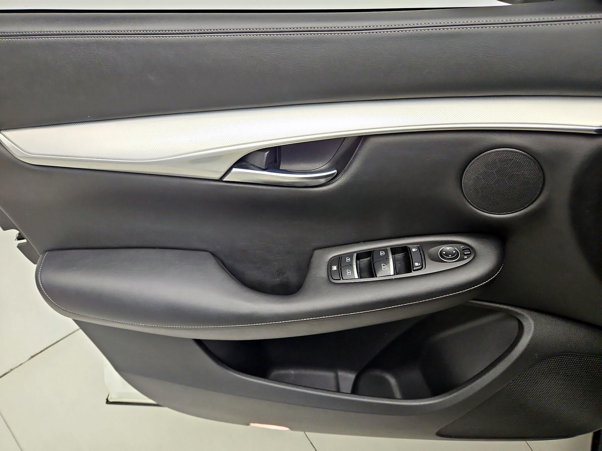 Thumbnail: 2019 INFINITI QX50 - 12