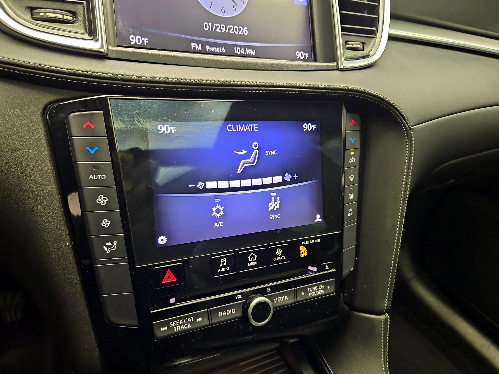 Thumbnail: 2019 INFINITI QX50 - 16