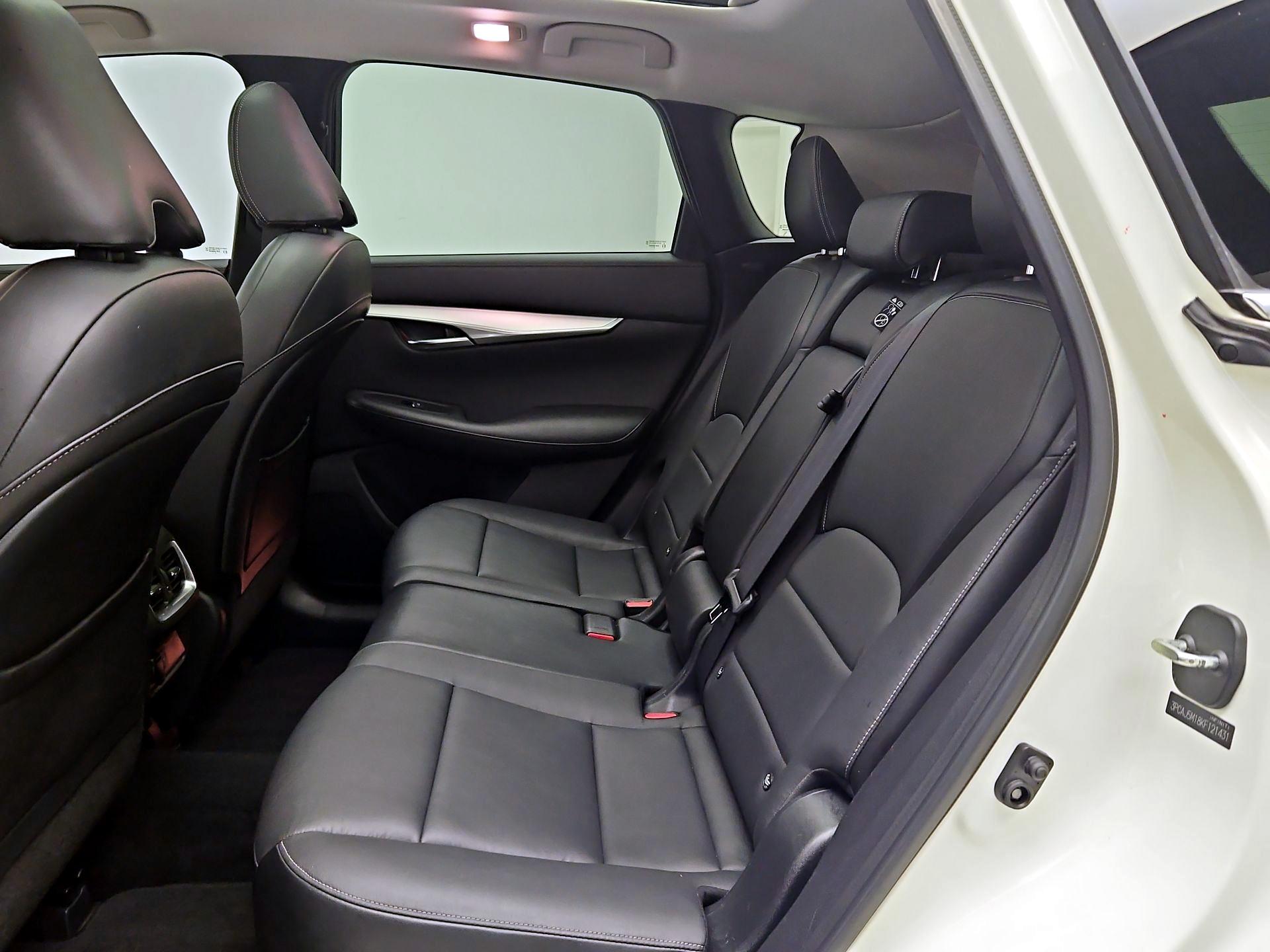 Thumbnail: 2019 INFINITI QX50 - 20