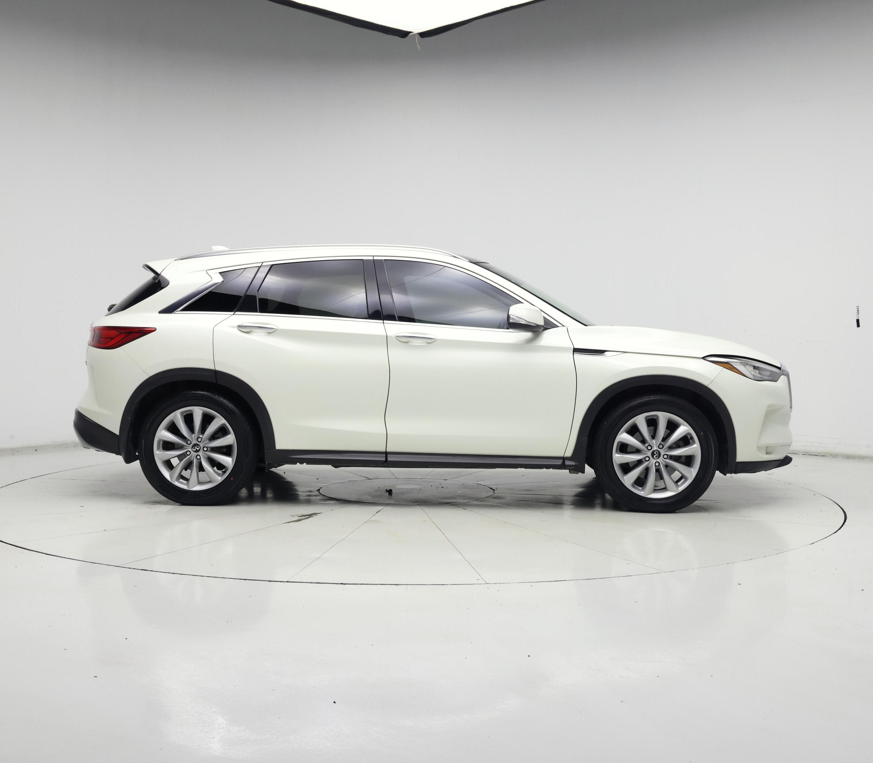 Thumbnail: 2019 INFINITI QX50 - 7