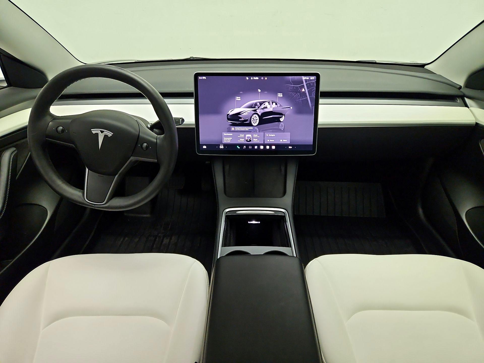 Thumbnail: 2023 Tesla Model 3 - 9