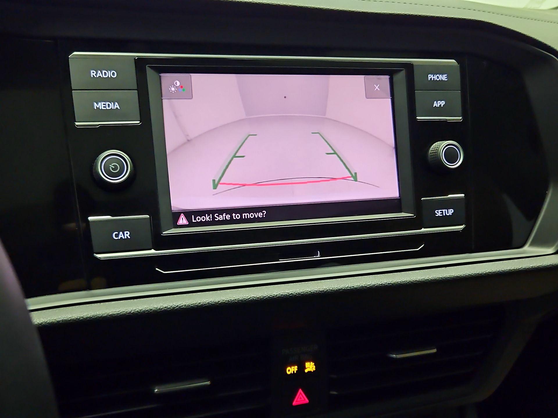 Thumbnail: 2019 Volkswagen Jetta - 14