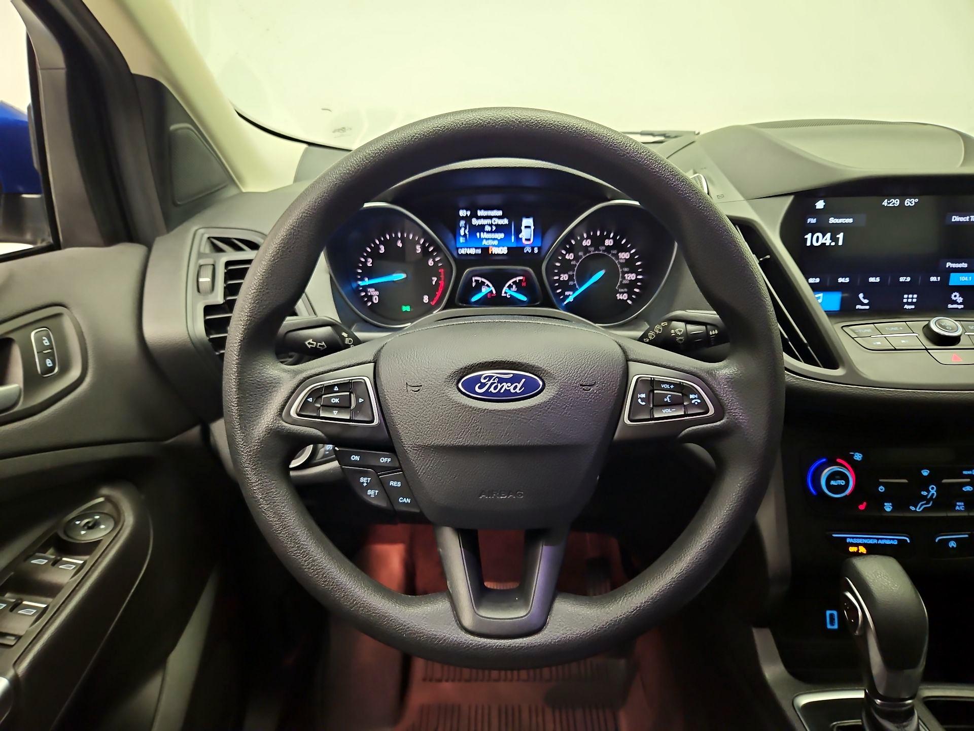 Thumbnail: 2019 Ford Escape - 10