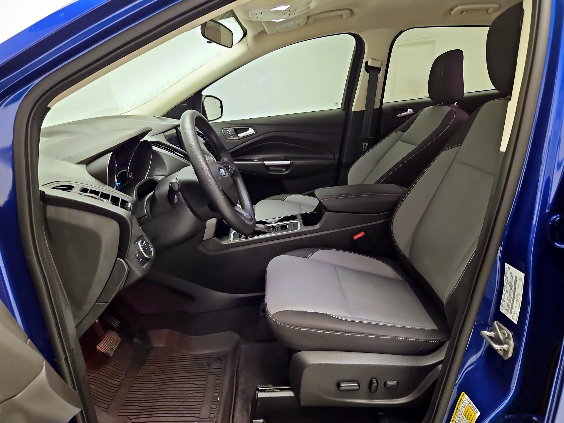 Thumbnail: 2019 Ford Escape - 11