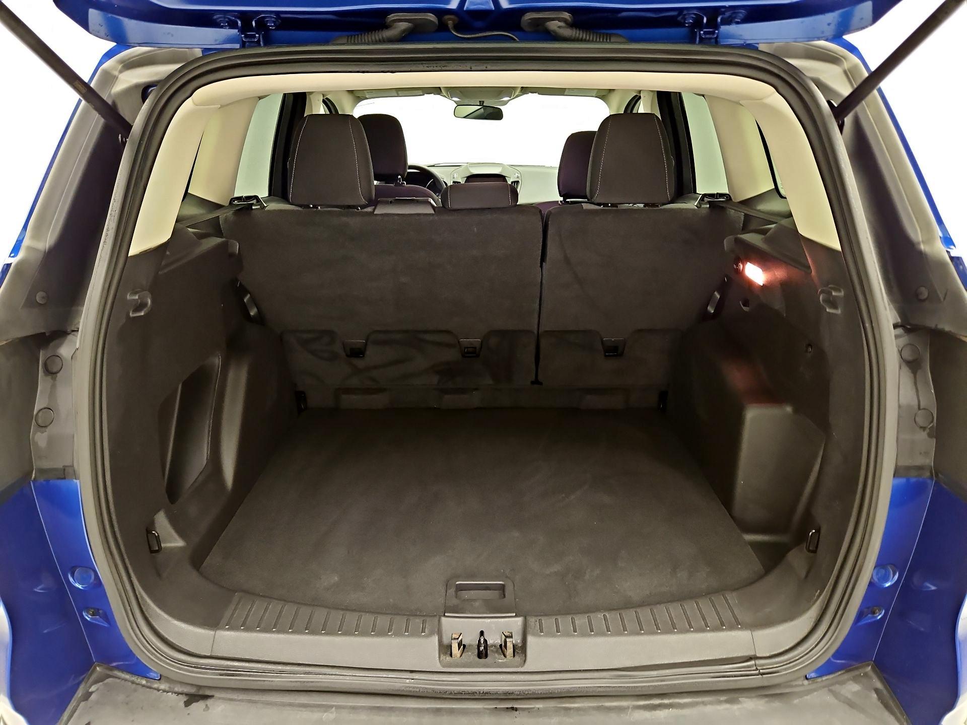 Thumbnail: 2019 Ford Escape - 18