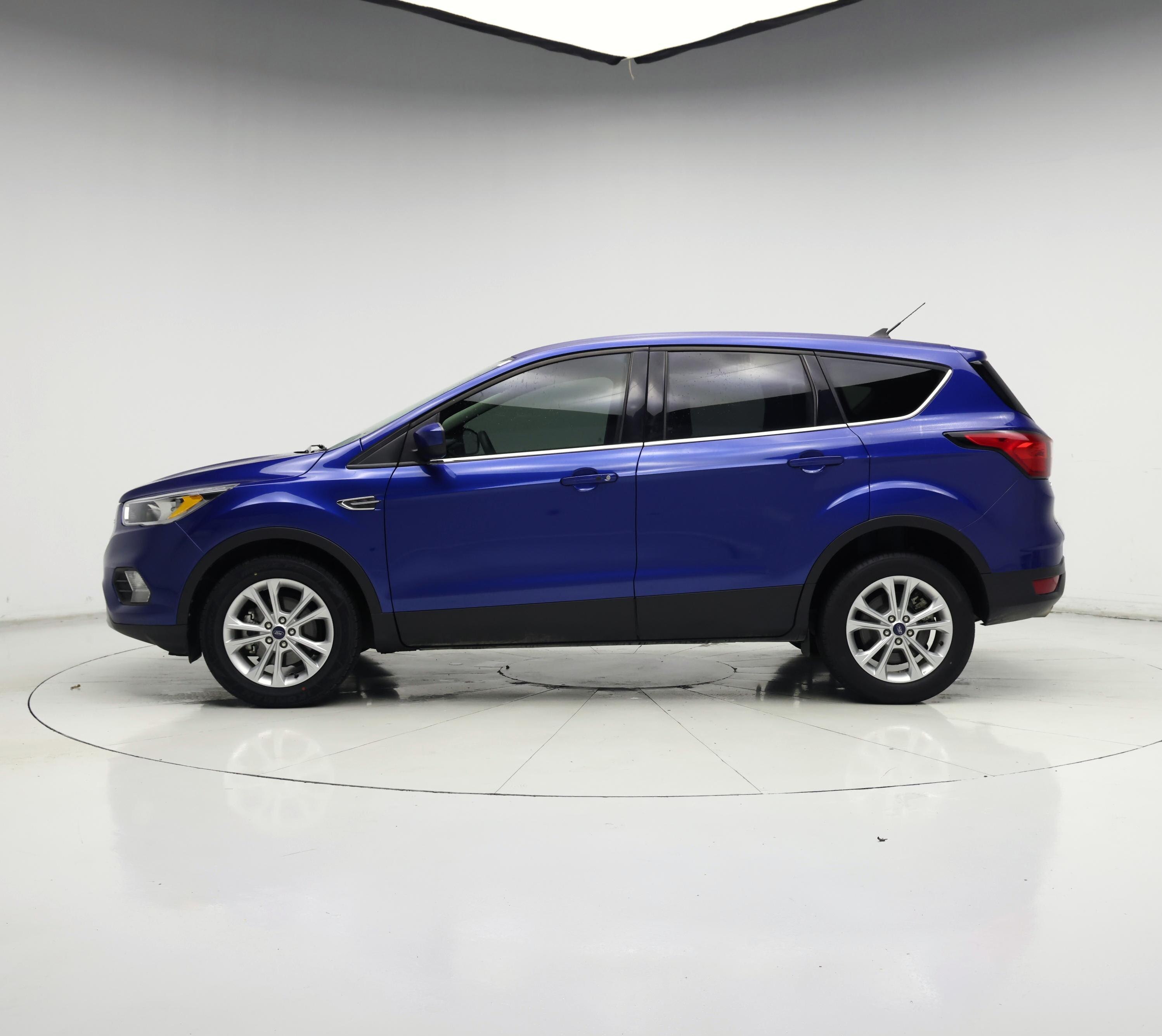 Thumbnail: 2019 Ford Escape - 3