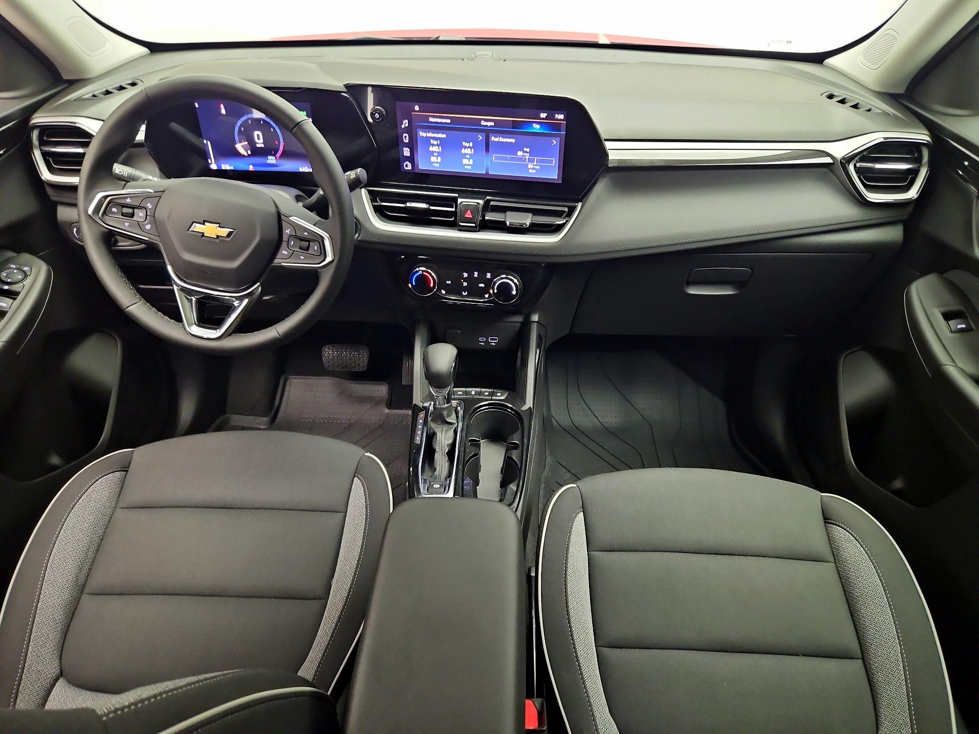 Thumbnail: 2026 Chevrolet TrailBlazer - 9