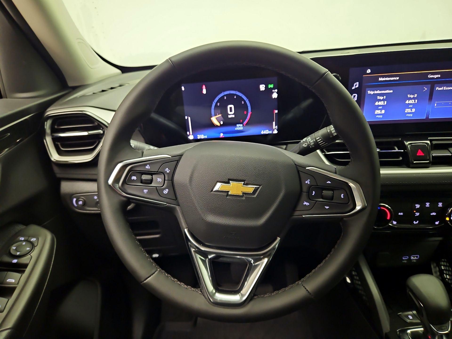 Thumbnail: 2026 Chevrolet TrailBlazer - 10