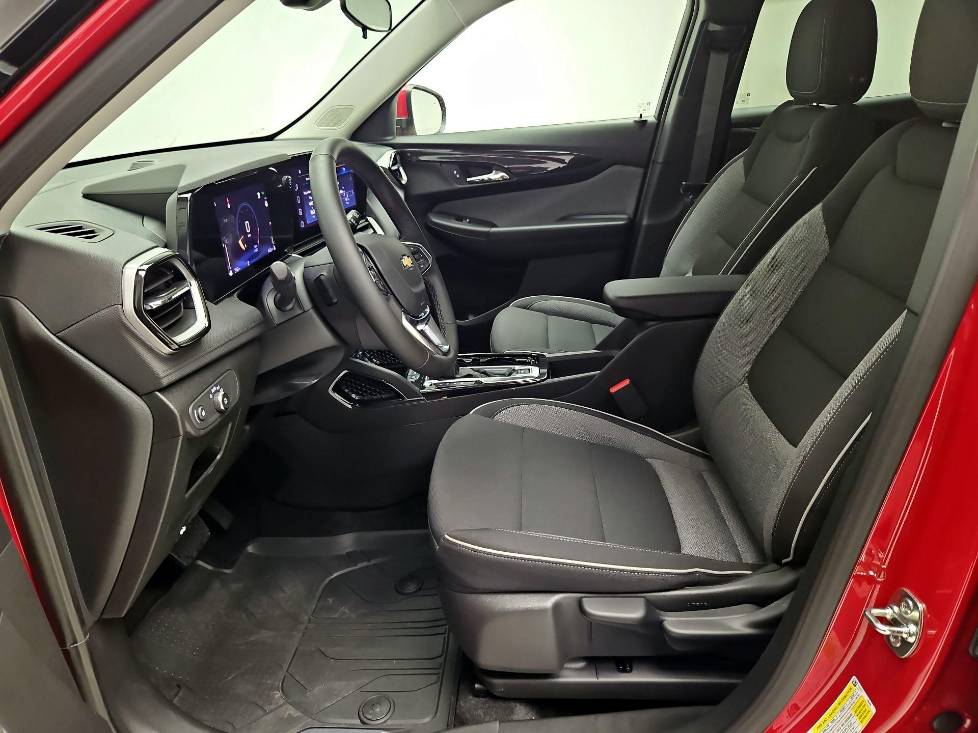 Thumbnail: 2026 Chevrolet TrailBlazer - 11