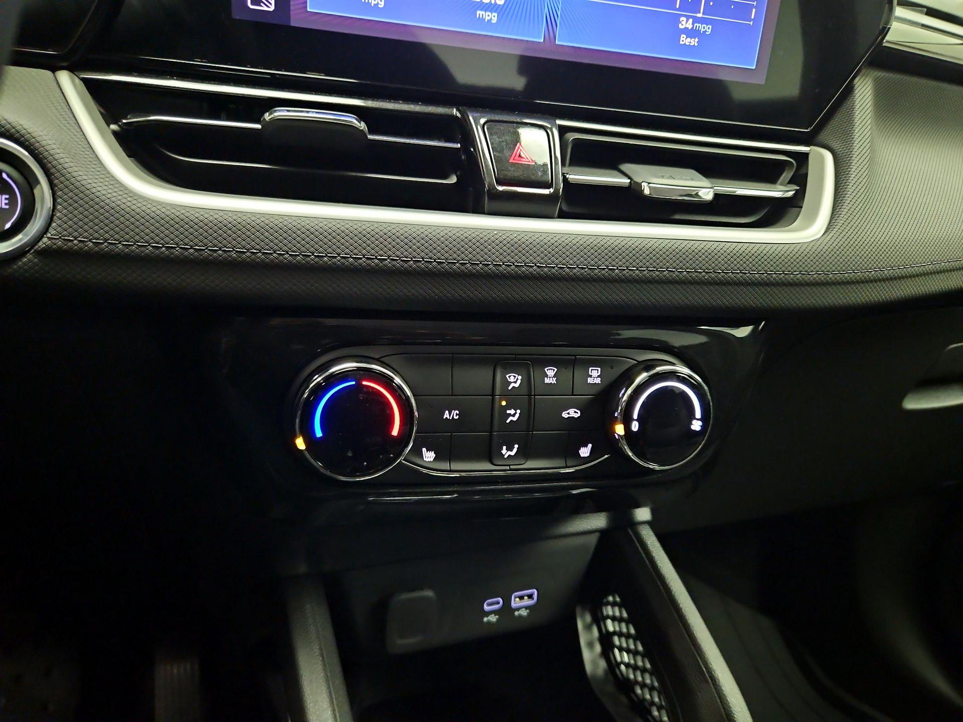 Thumbnail: 2026 Chevrolet TrailBlazer - 15